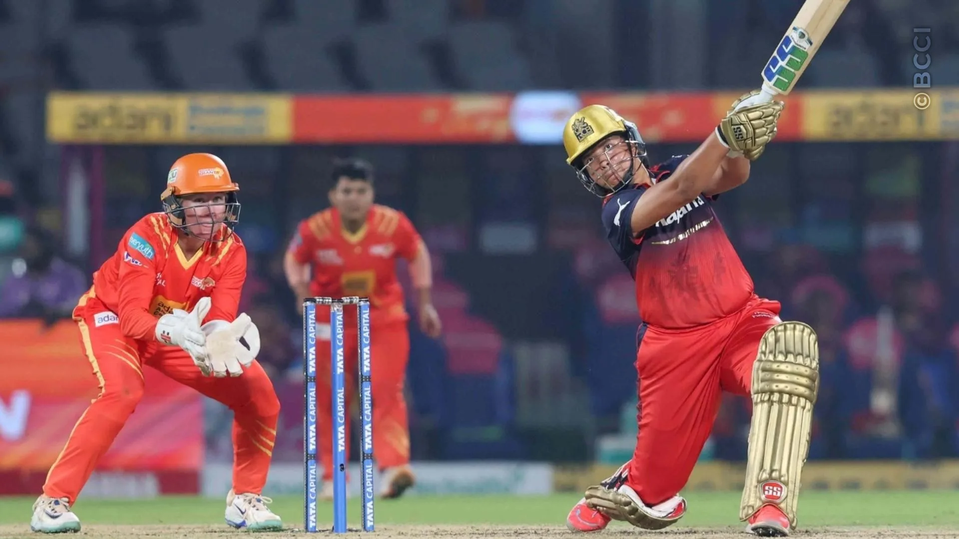TATA WPL 2026: Match 12 - Gujarat Giants vs Royal Challengers Bengaluru — photo 12