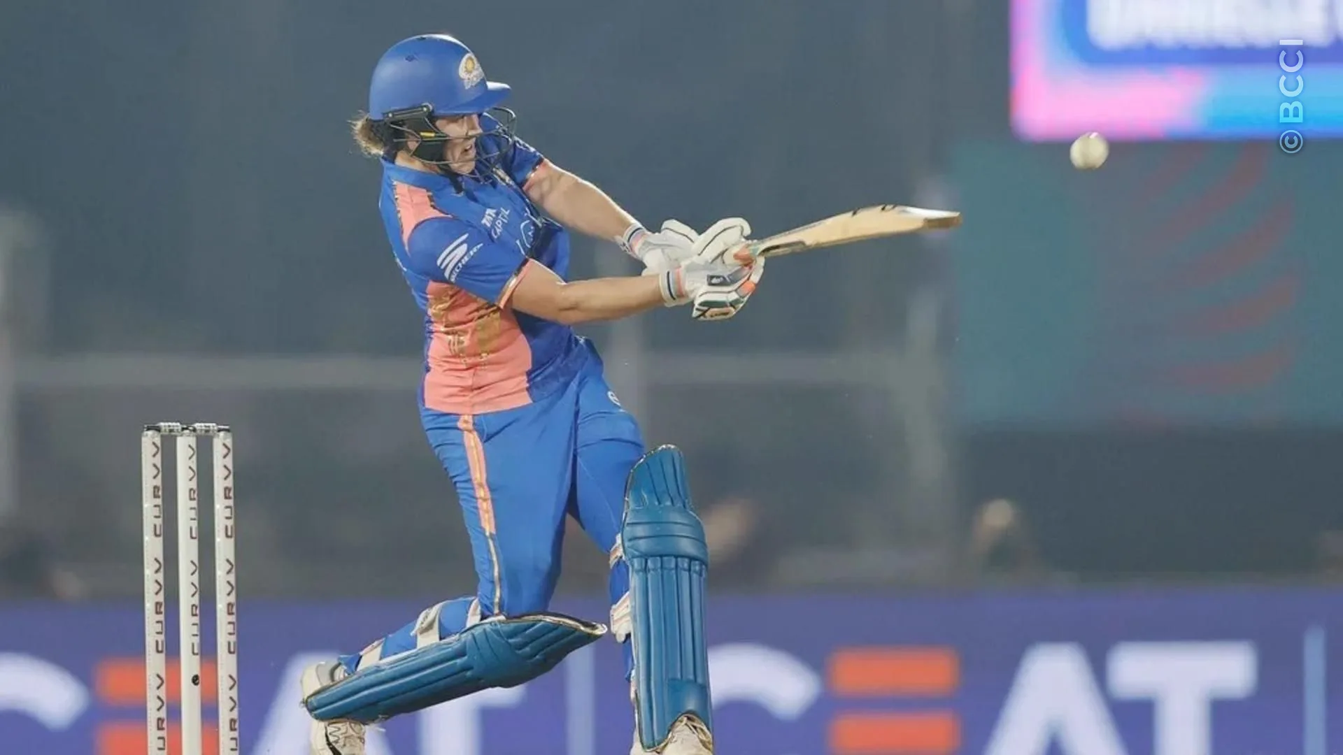 TATA WPL 2025: Eliminator - Mumbai Indians vs Gujarat Giants — photo 24