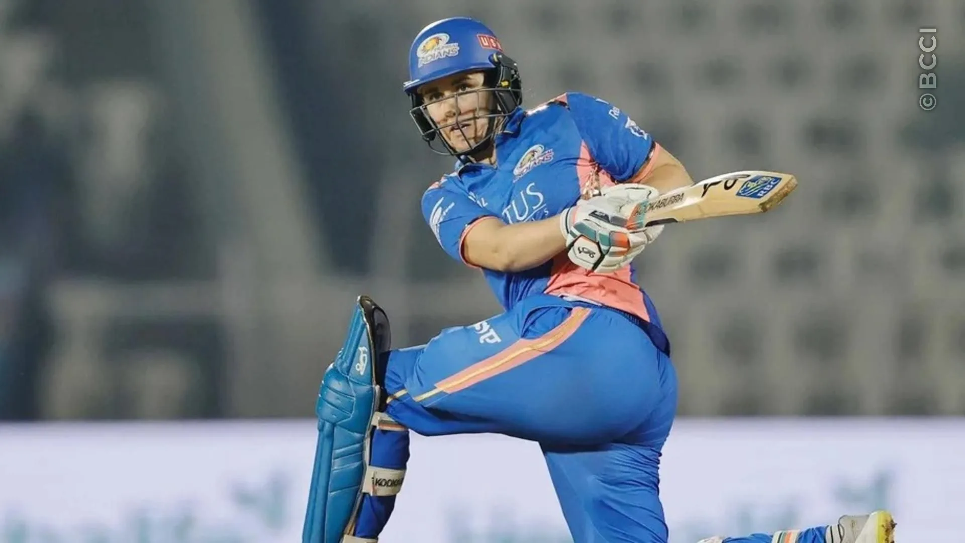TATA WPL 2025: Eliminator - Mumbai Indians vs Gujarat Giants — photo 11