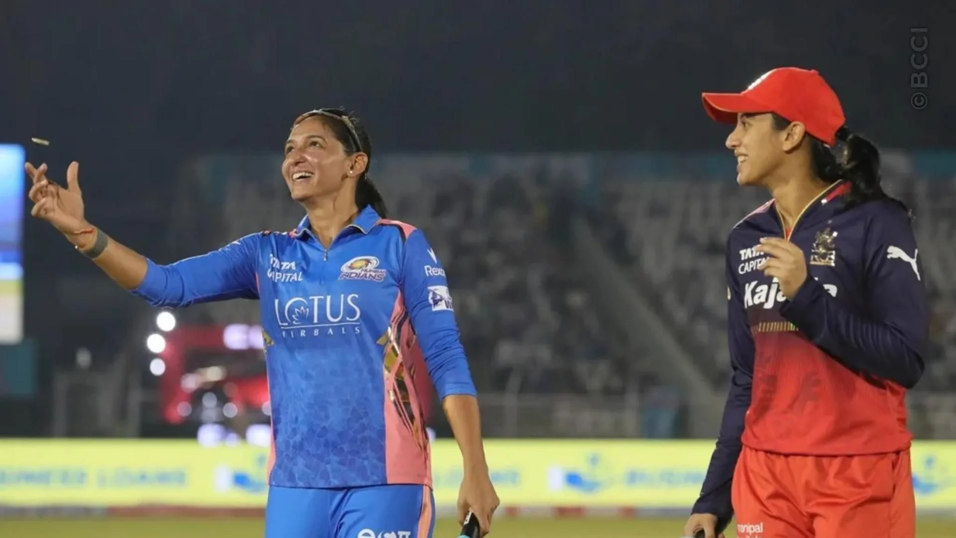 TATA WPL 2025: Match 20 - Mumbai Indians vs Royal Challengers Bengaluru — photo 3