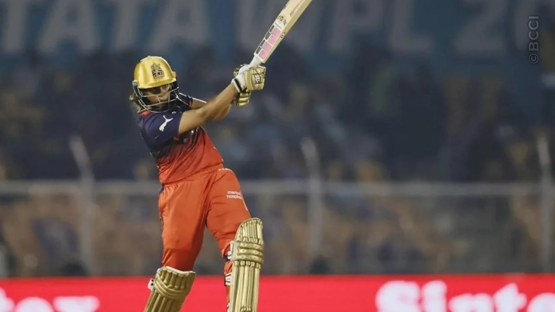 TATA WPL 2025: Match 20 - Mumbai Indians vs Royal Challengers Bengaluru — photo 9