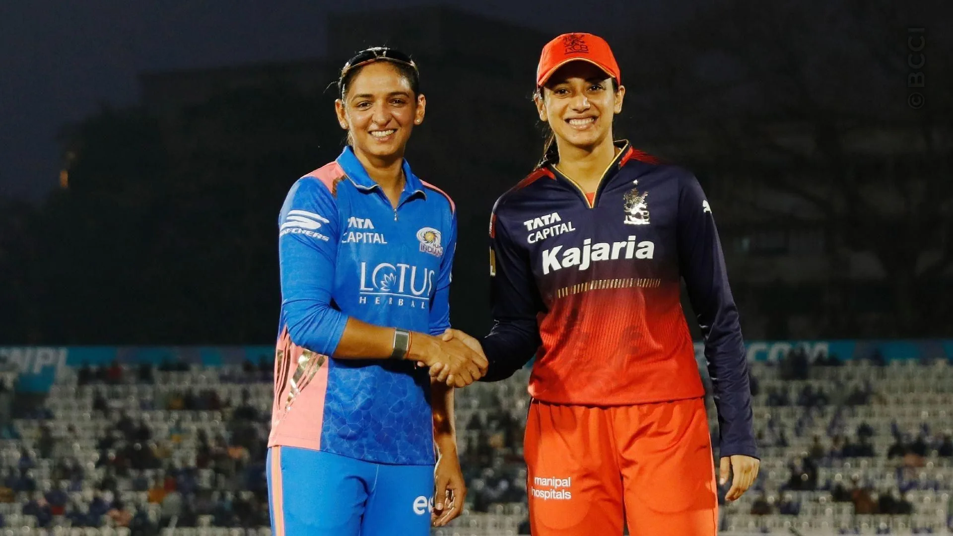 TATA WPL 2025: Match 20 - Mumbai Indians vs Royal Challengers Bengaluru — photo 1