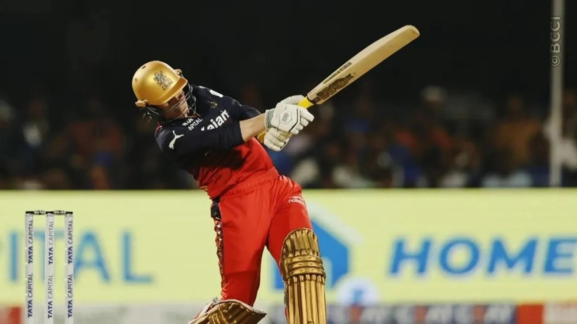 TATA WPL 2025: Match 12 - Royal Challengers Bengaluru vs Gujarat Giants — photo 21