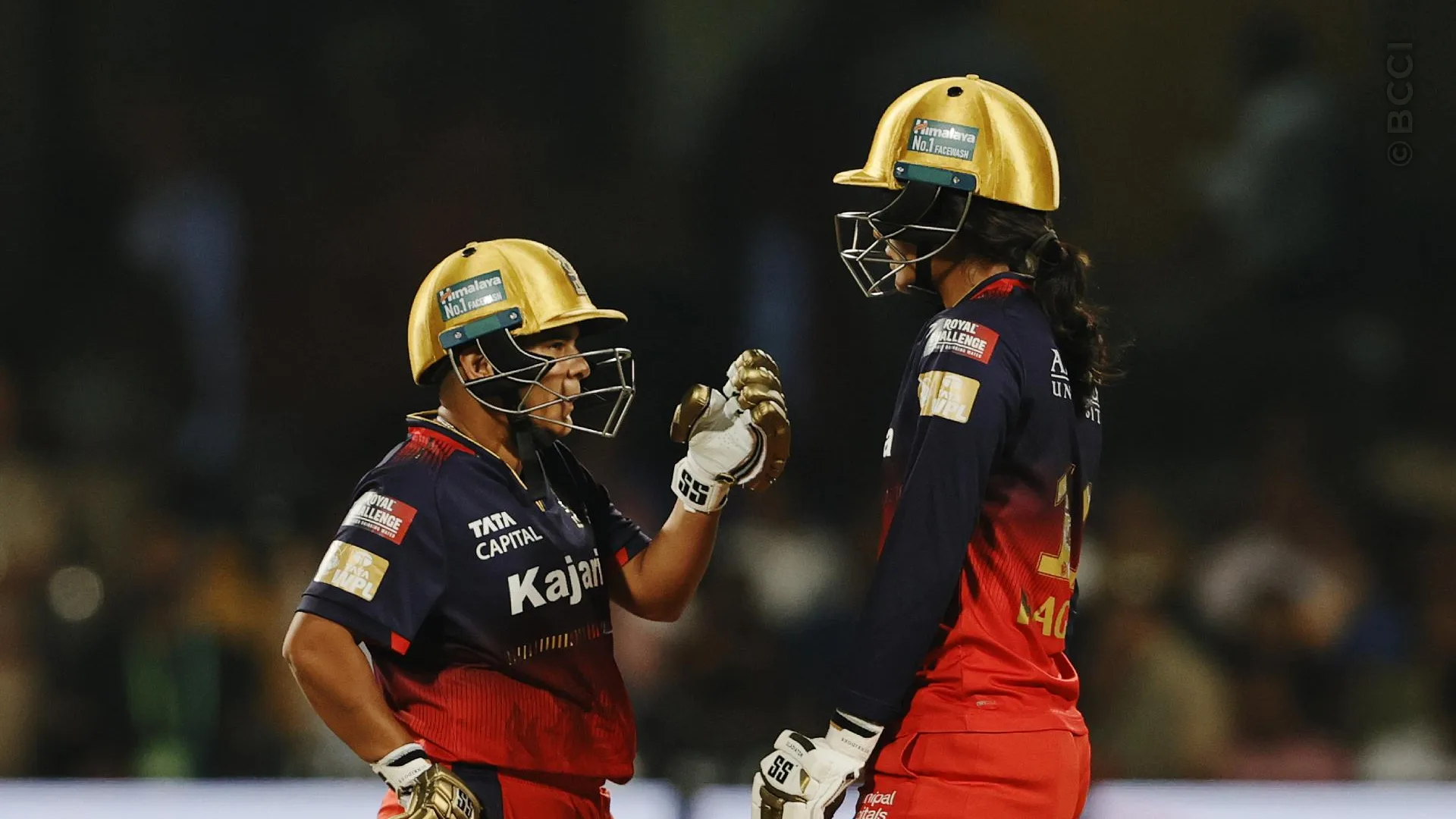 TATA WPL 2025: Match 12 - Royal Challengers Bengaluru vs Gujarat Giants — photo 15