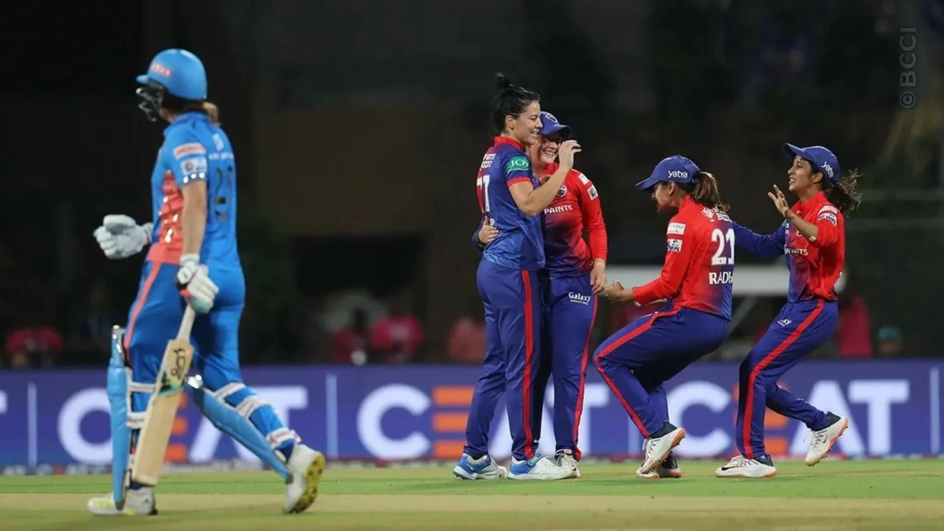 Match Album: Match 18 -  Mumbai Indians vs Delhi Capitals — photo 6