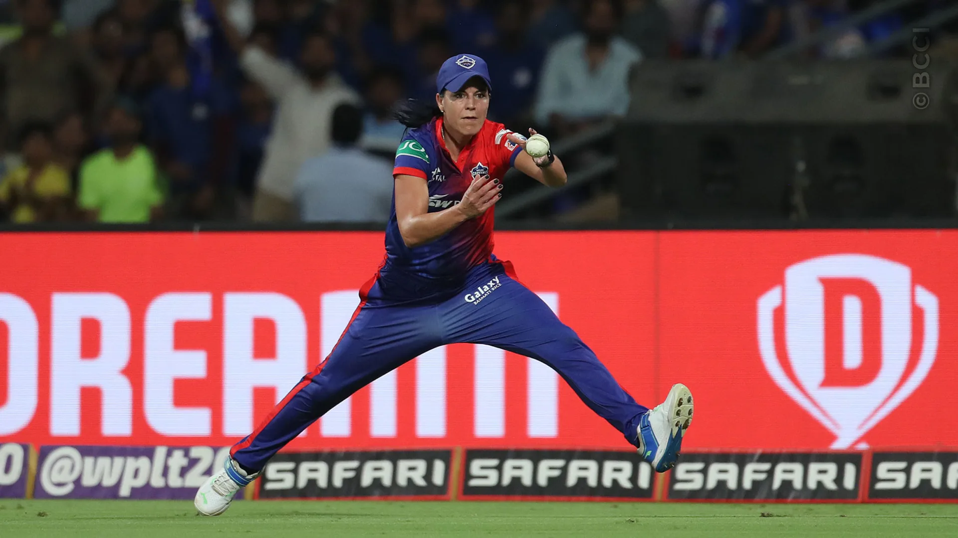 Match Album: Match 18 -  Mumbai Indians vs Delhi Capitals — photo 17