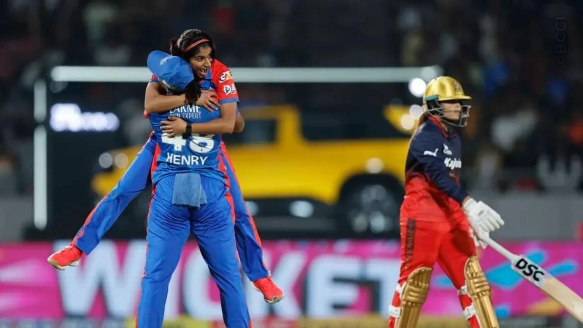 TATA WPL 2026: Match 15 - Royal Challengers Bengaluru vs Delhi Capitals — photo 18