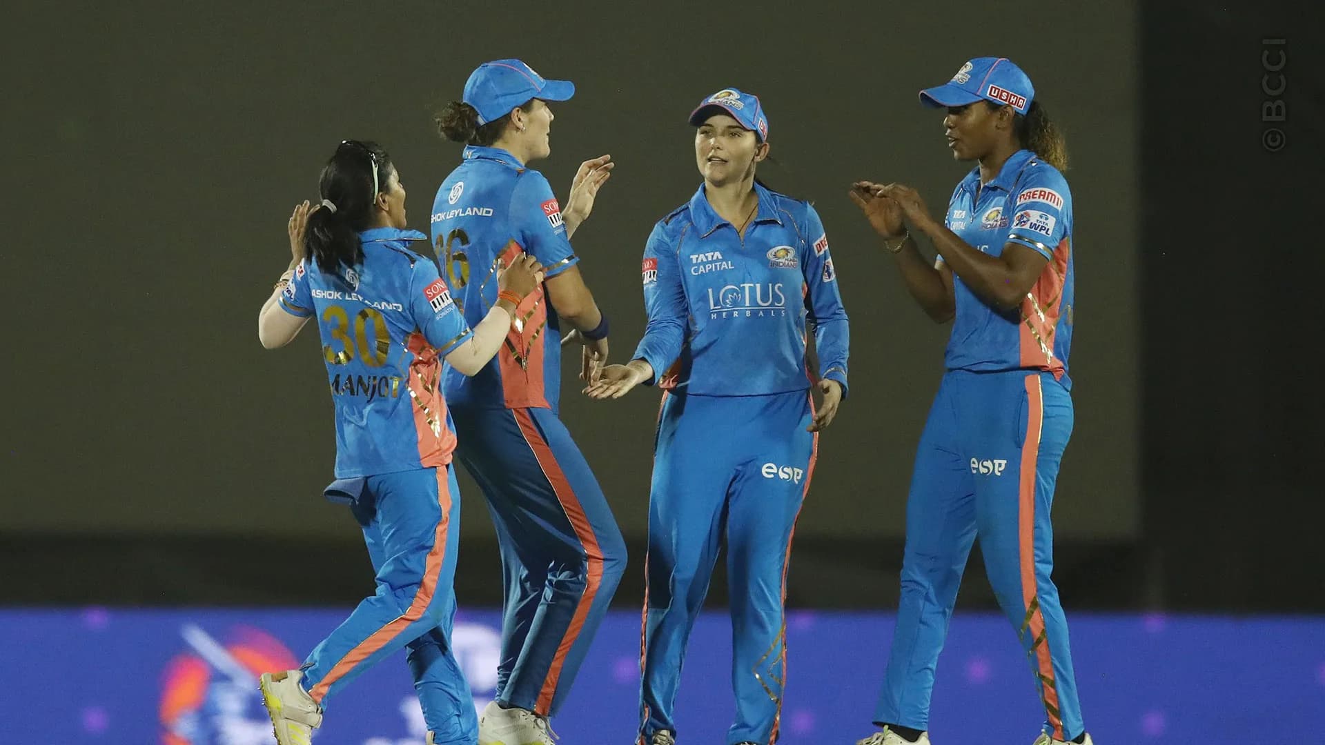 Match Album: Match 10 -  UP Warriorz vs Mumbai Indians — photo 21