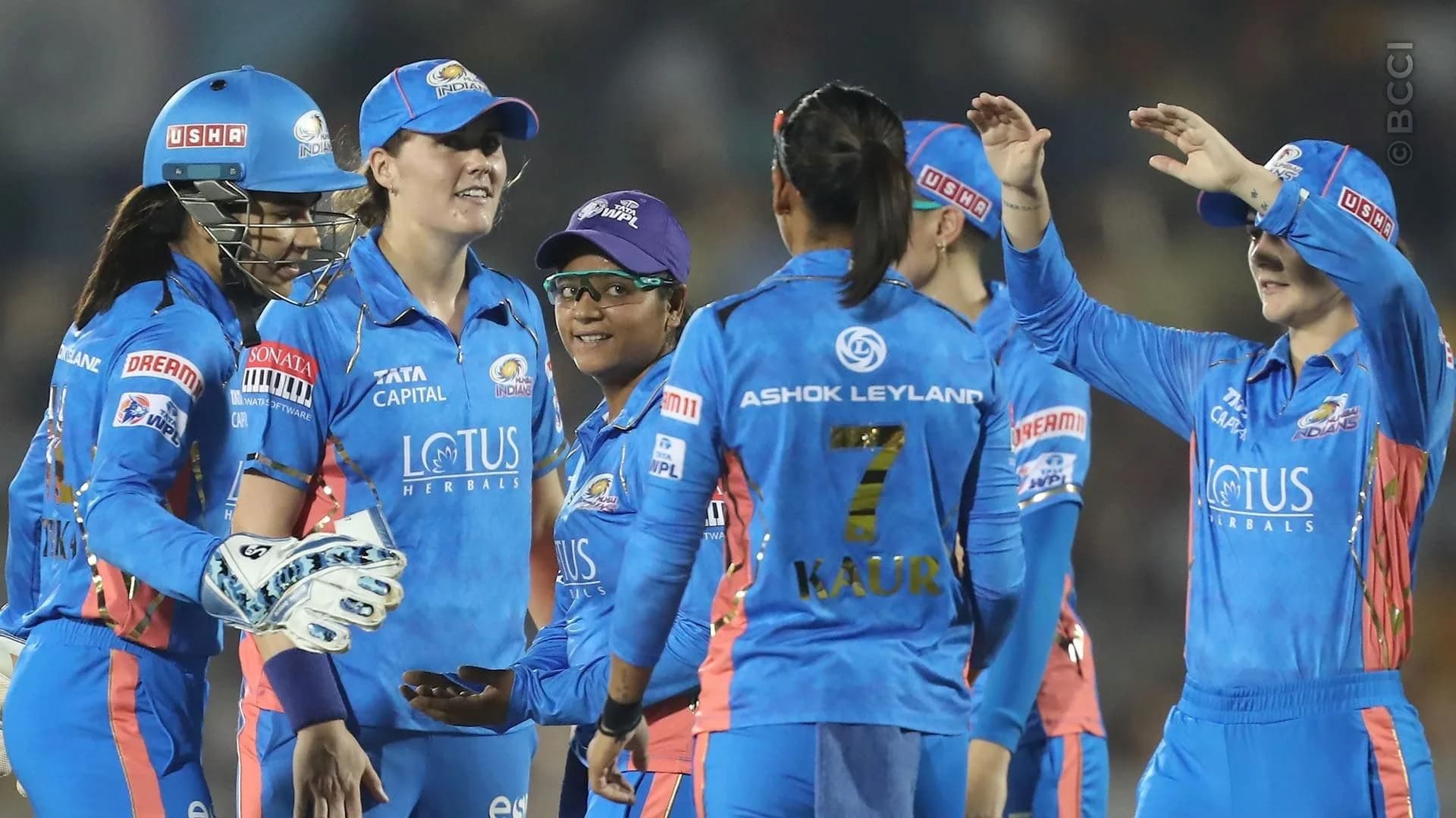 Match Album: Match 10 -  UP Warriorz vs Mumbai Indians — photo 10