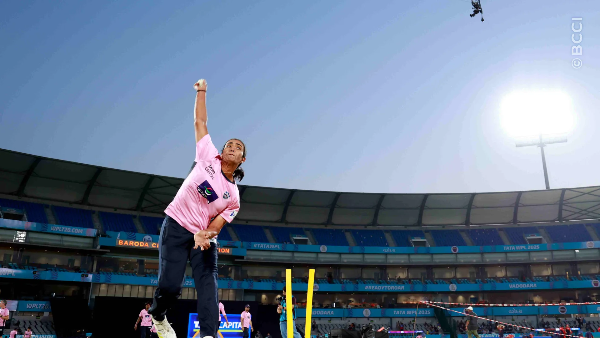 TATA WPL 2025: Match 4 - Delhi Capitals vs Royal Challengers Bengaluru — photo 7