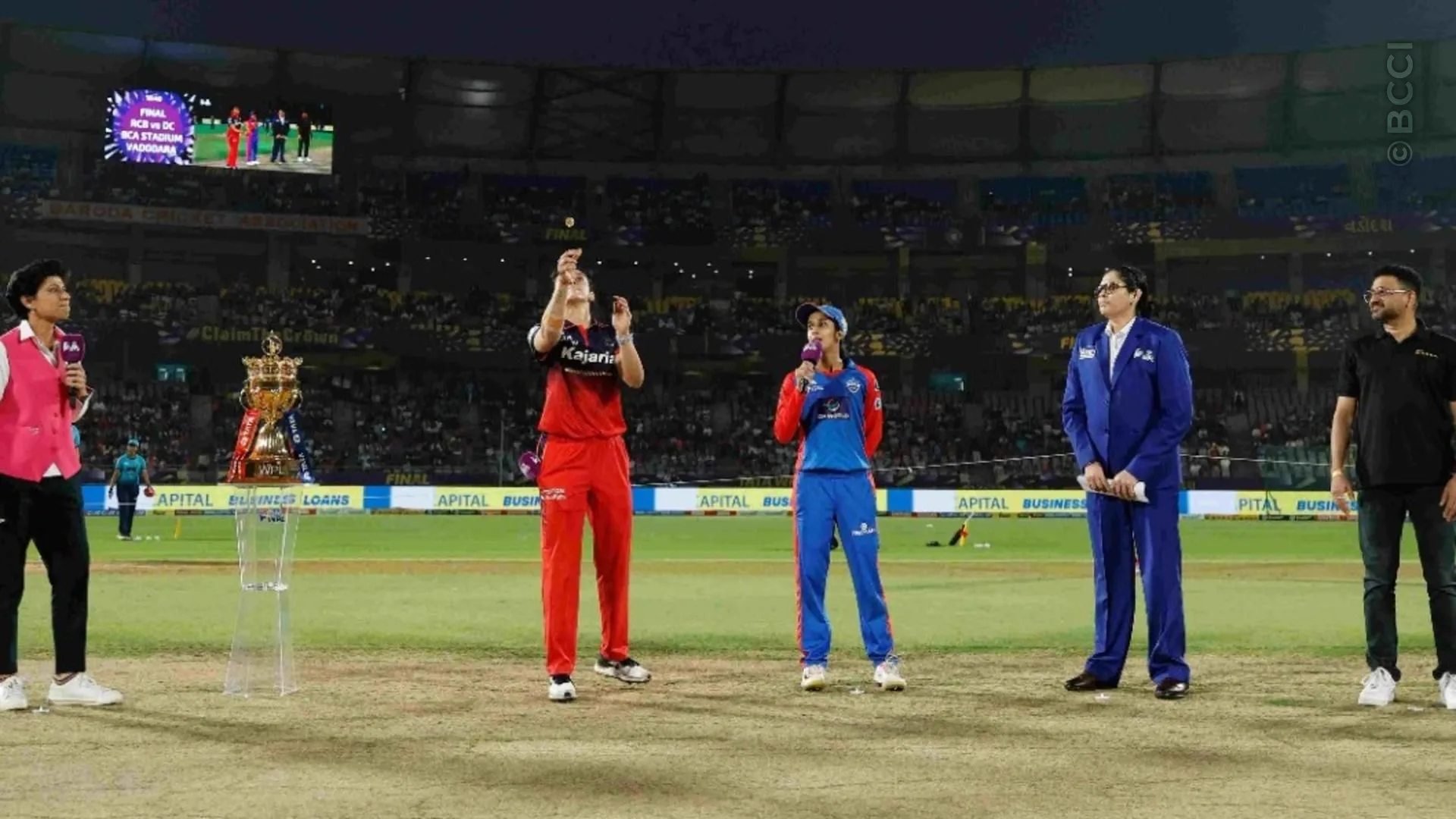 TATA WPL 2026: Final - Royal Challengers Bengaluru vs Delhi Capitals — photo 2