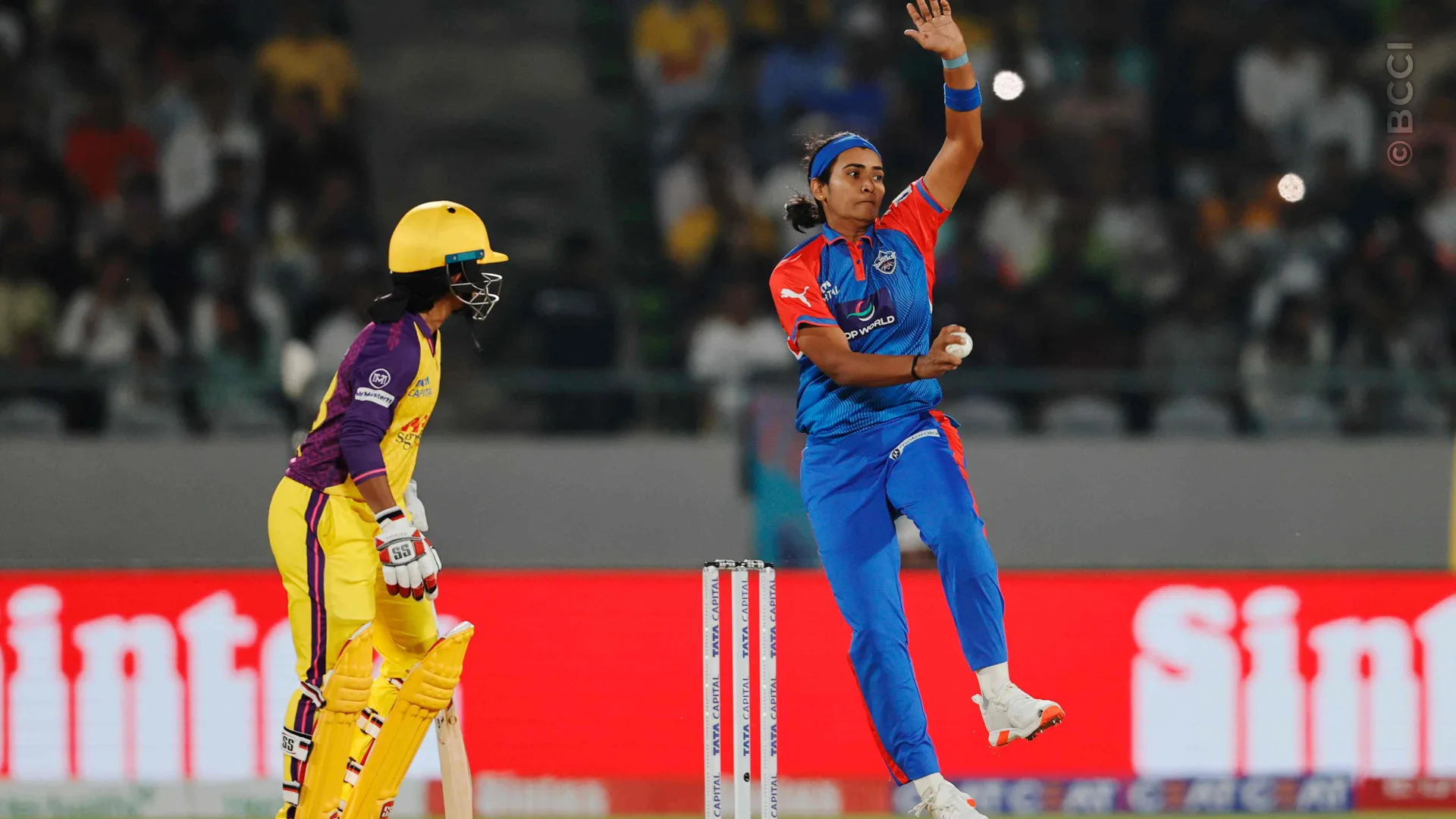 TATA WPL 2025: Match 6 - UP Warriorz vs Delhi Capitals — photo 19