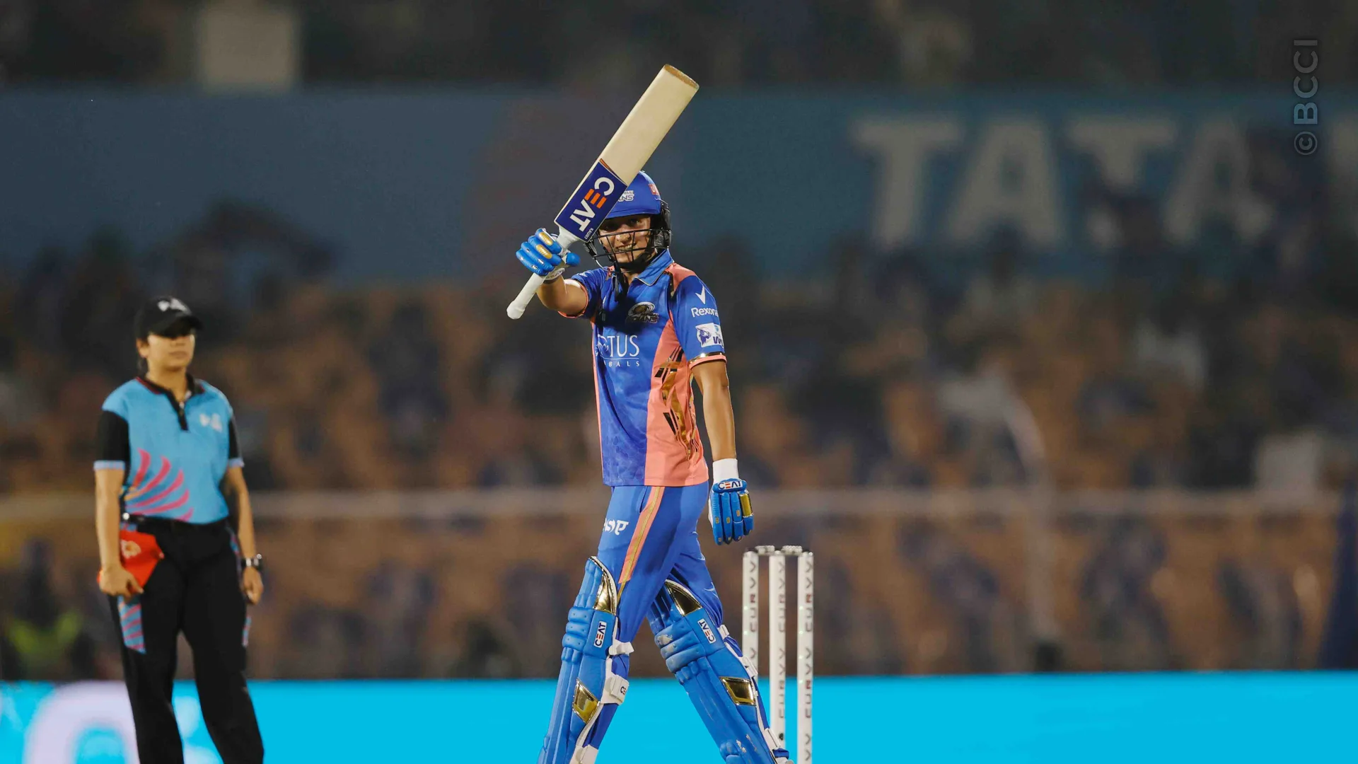 TATA WPL 2025: Match 19 - Mumbai Indians vs Gujarat Giants — photo 20