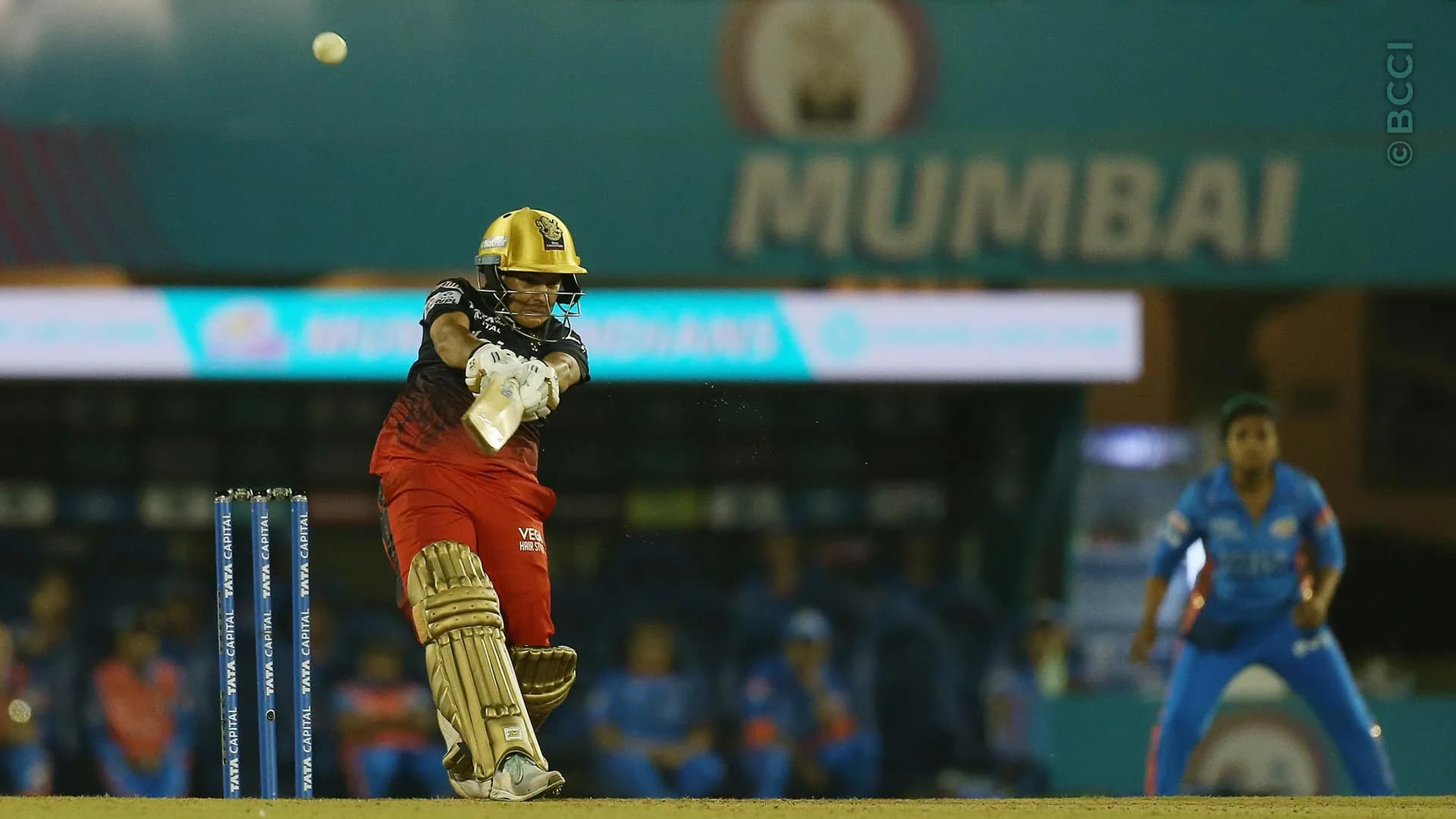 Match Album: Match 4 - Mumbai Indians vs Royal Challengers Bangalore — photo 17