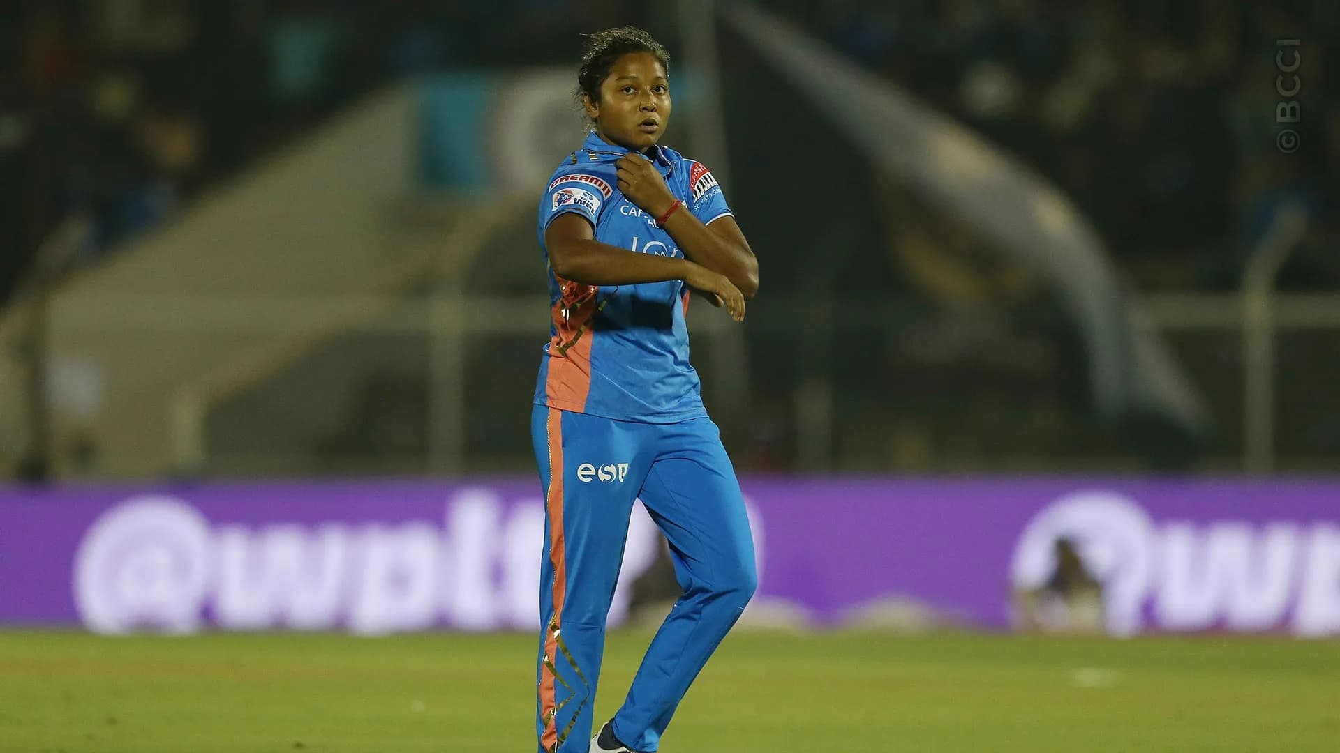 Match Album: Match 4 - Mumbai Indians vs Royal Challengers Bangalore — photo 14