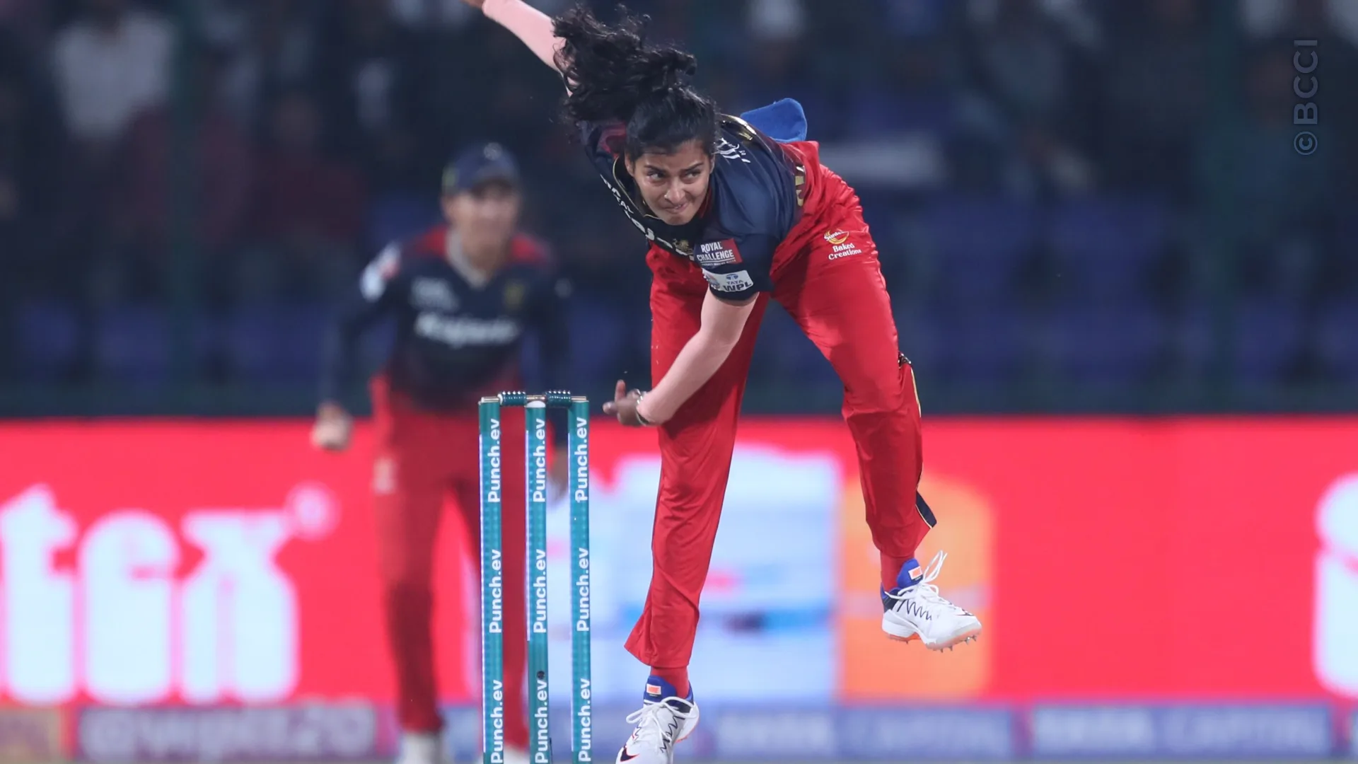 TATA WPL 2024: Match 17 - Delhi Capitals vs Royal Challengers Bangalore — photo 14