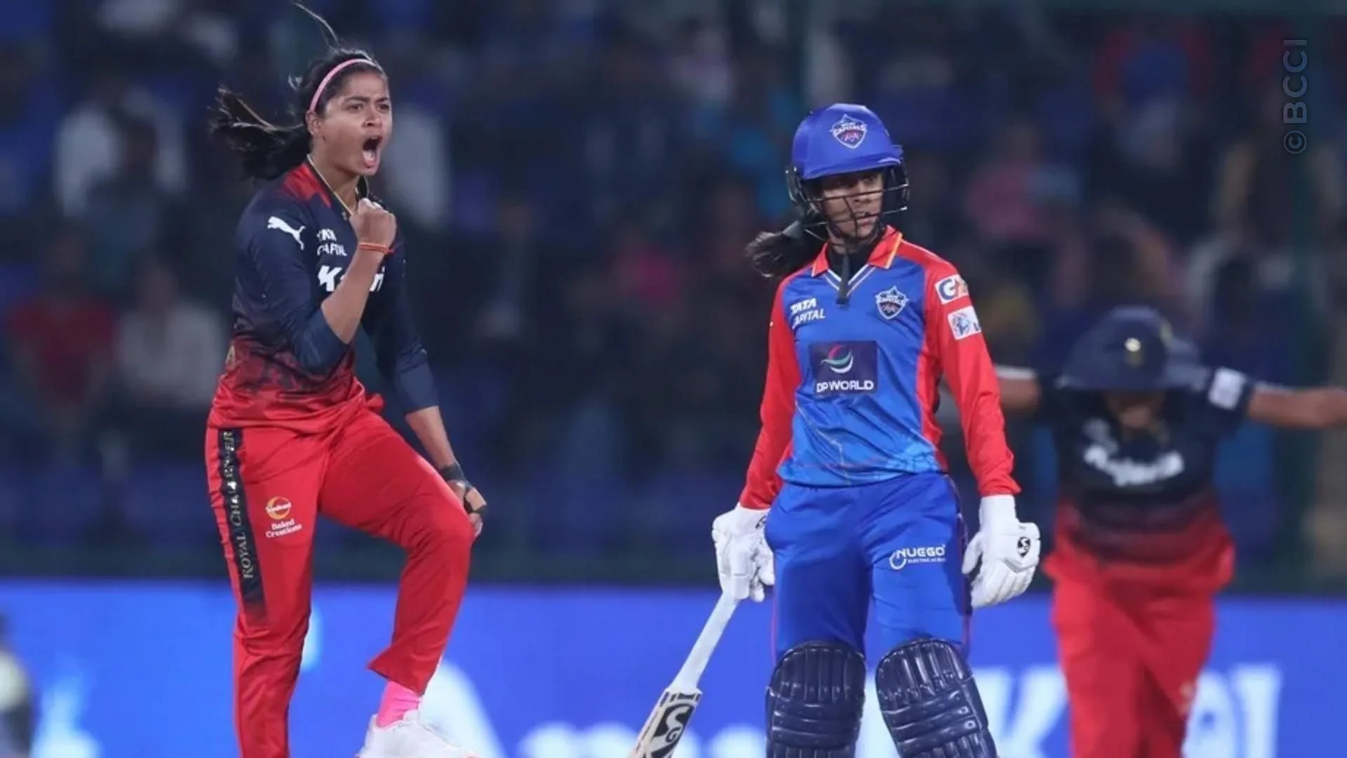 TATA WPL 2024: Match 17 - Delhi Capitals vs Royal Challengers Bangalore — photo 10