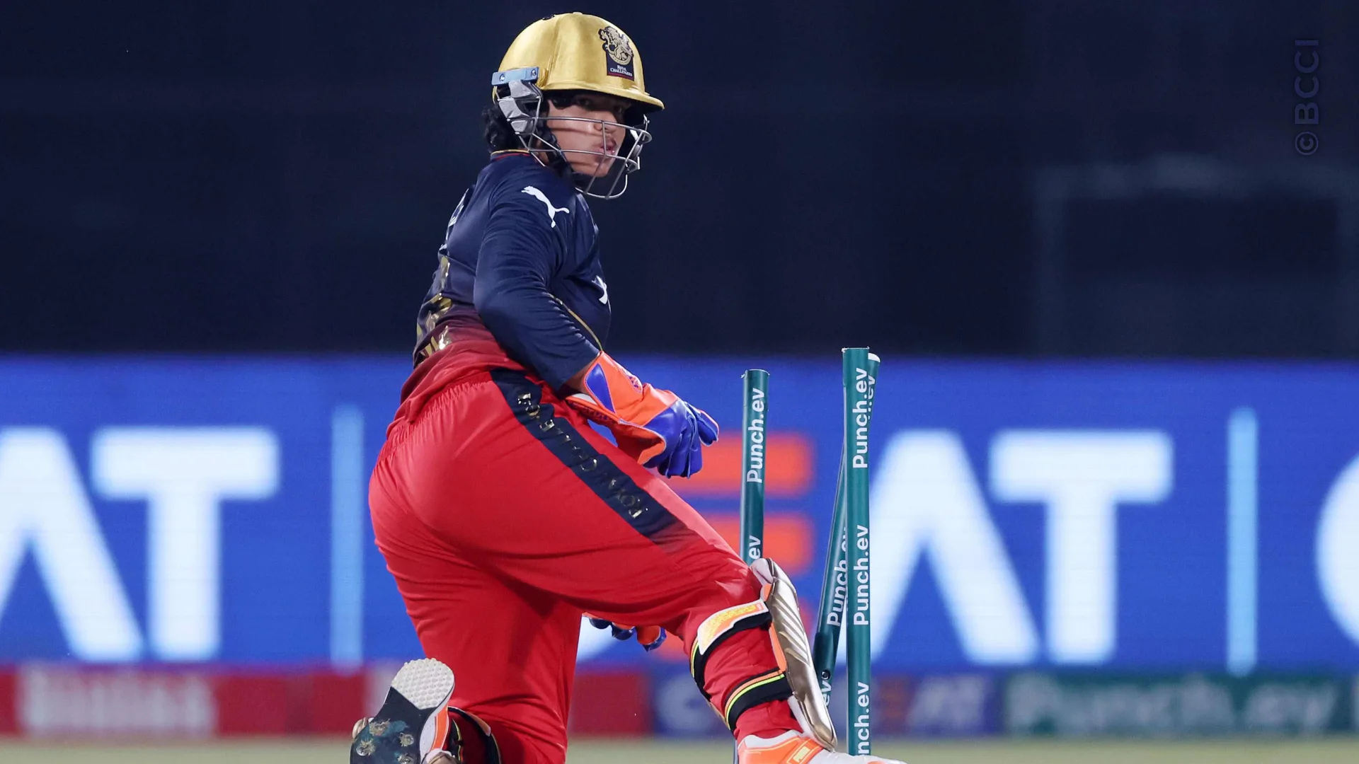 TATA WPL 2024: Match 17 - Delhi Capitals vs Royal Challengers Bangalore — photo 18