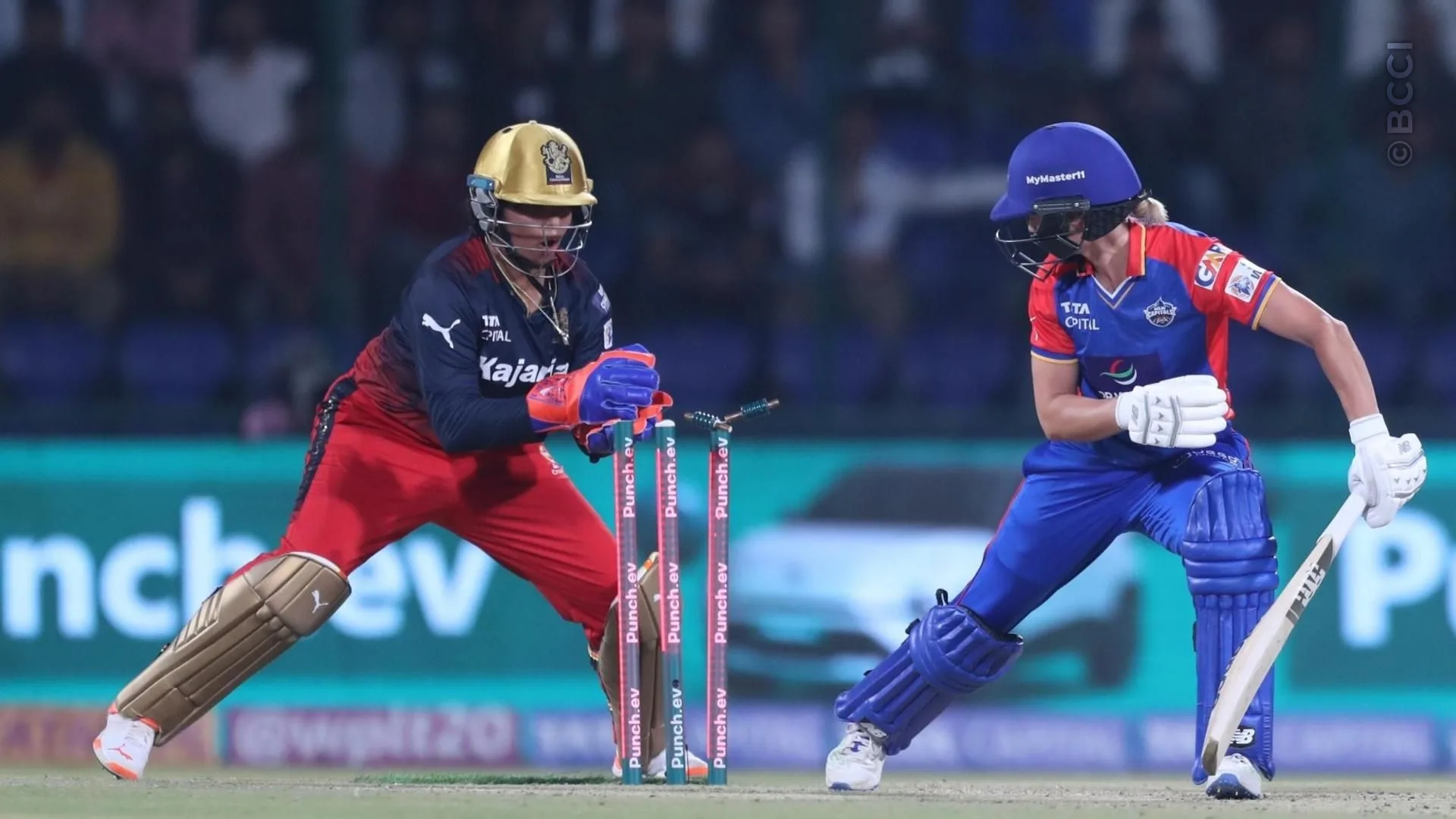 TATA WPL 2024: Match 17 - Delhi Capitals vs Royal Challengers Bangalore — photo 17