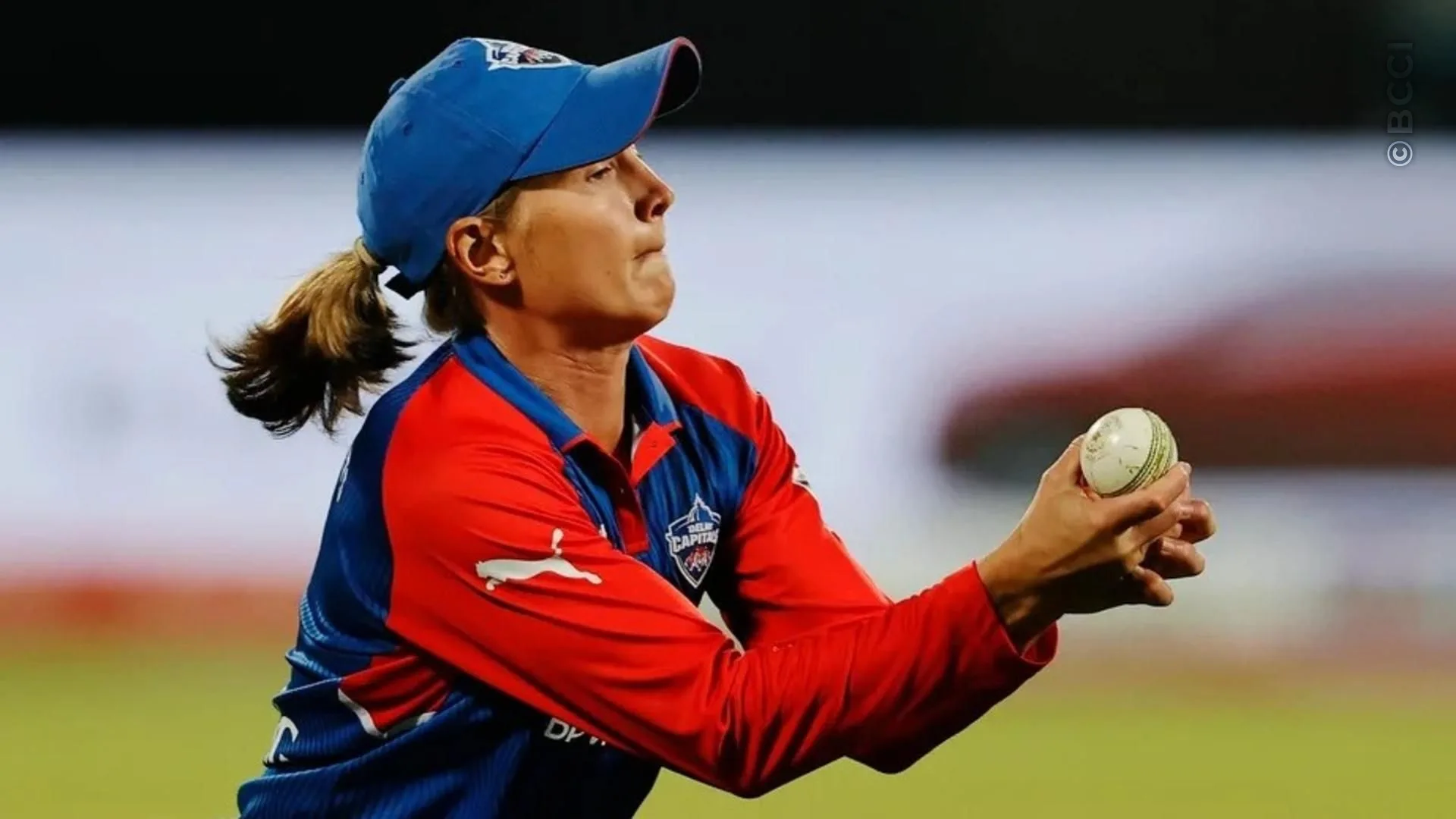 TATA WPL 2025: Match 14 - Royal Challengers Bengaluru vs Delhi Capitals — photo 18