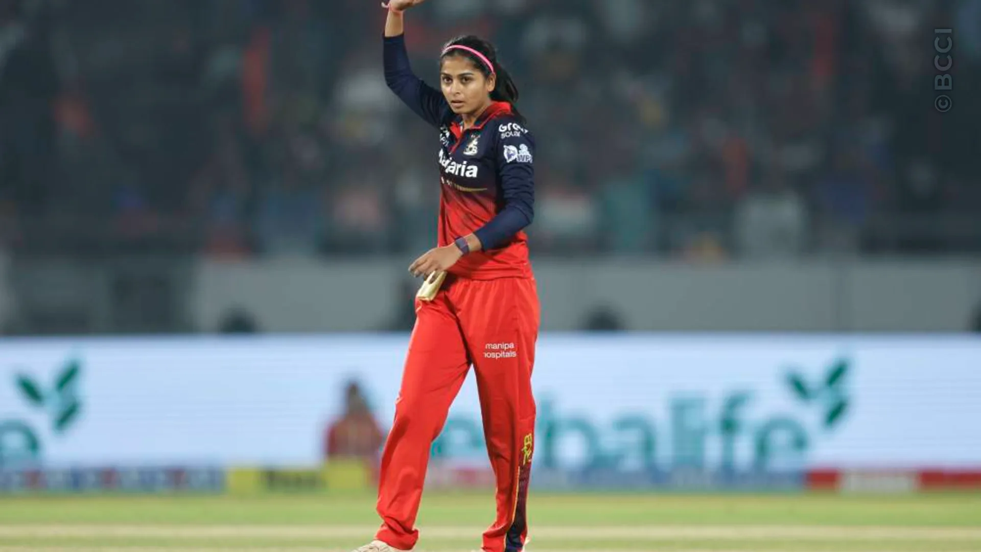 TATA WPL 2026: Match 16 - Royal Challengers Bengaluru vs Mumbai Indians — photo 17