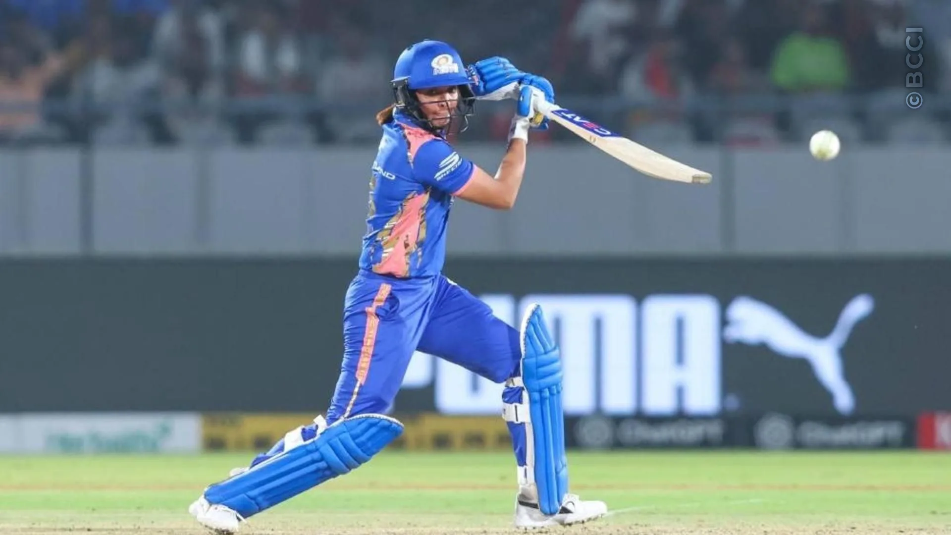 TATA WPL 2026: Match 16 - Royal Challengers Bengaluru vs Mumbai Indians — photo 20