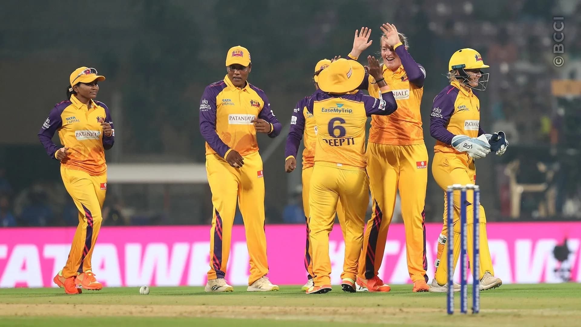 Match Album: Match 3 - UP Warriorz vs Gujarat Giants — photo 6