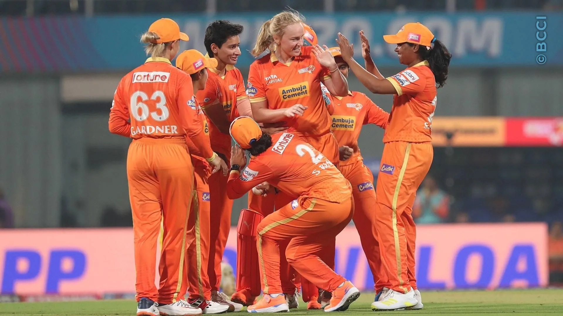 Match Album: Match 3 - UP Warriorz vs Gujarat Giants — photo 24