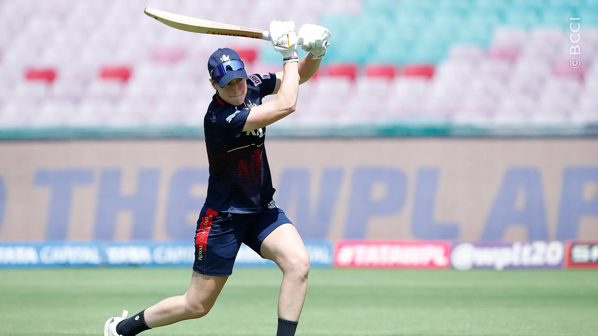 Match Album: Match 19 - Royal Challengers Bangalore vs Mumbai Indians — photo 2