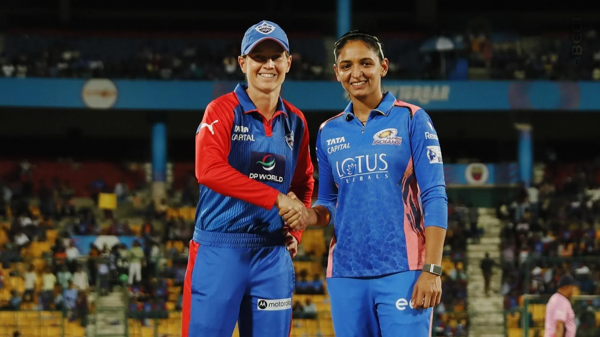 TATA WPL 2025: Match 13 - Delhi Capitals vs Mumbai Indians — photo 1