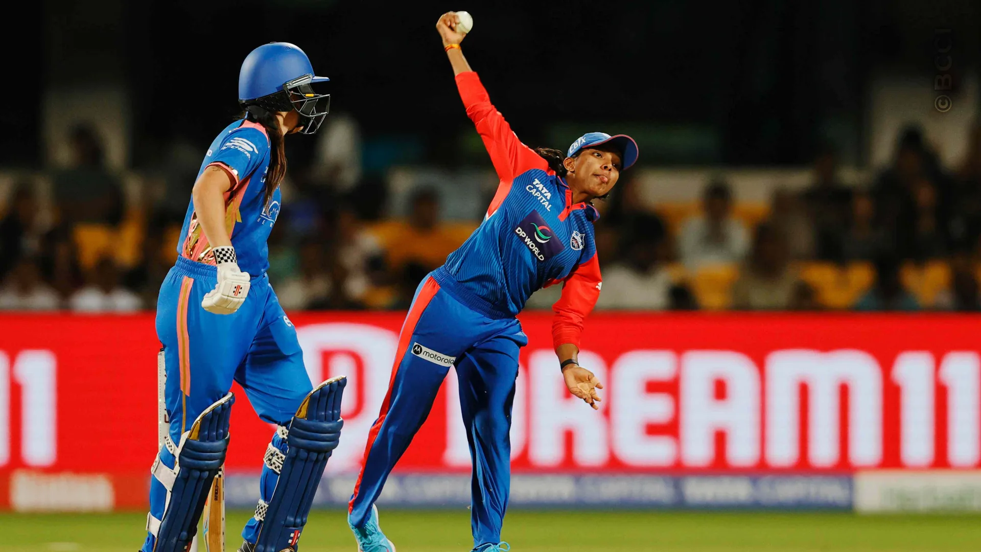 TATA WPL 2025: Match 13 - Delhi Capitals vs Mumbai Indians — photo 18