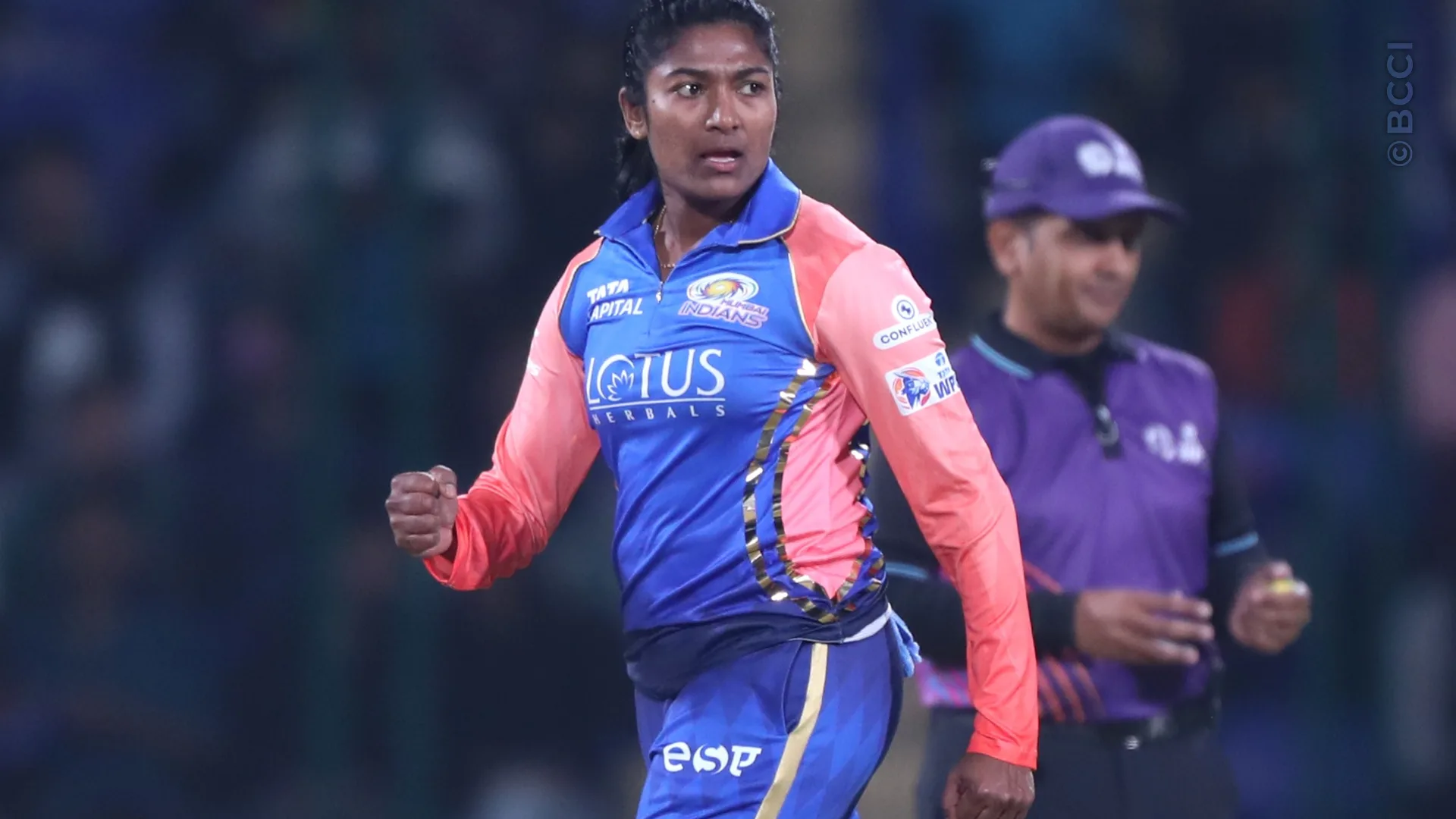 TATA WPL 2024: Match 16 - Mumbai Indians vs Gujarat Giants — photo 20