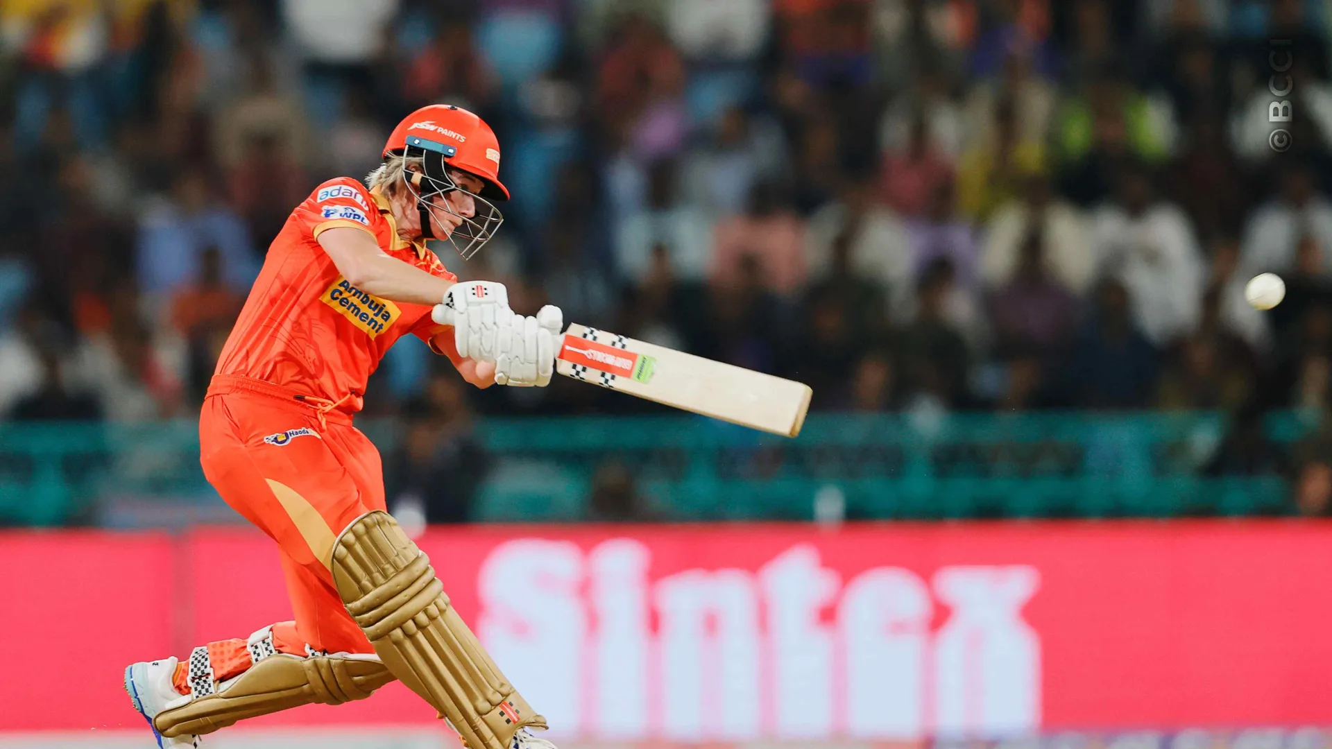 TATA WPL 2025: Match 15 - UP Warriorz vs Gujarat Giants — photo 21