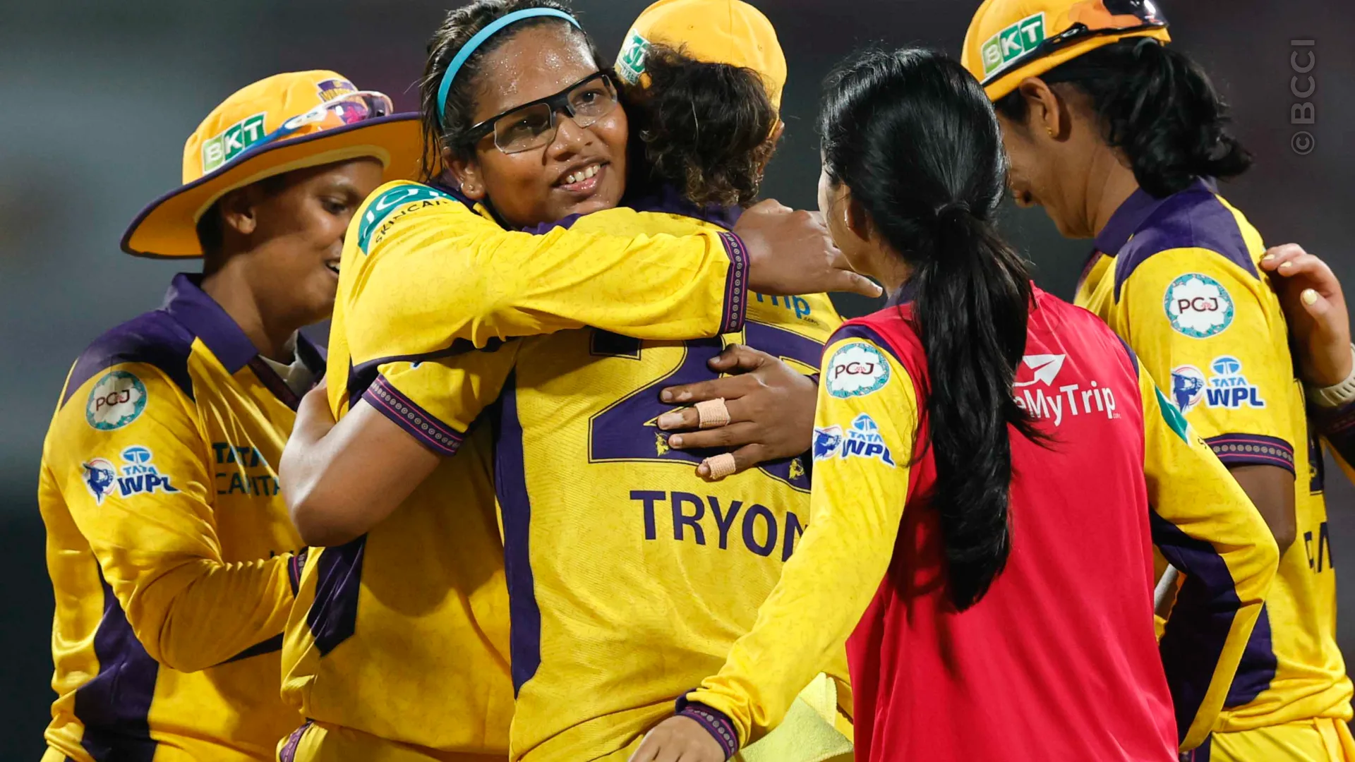 TATA WPL 2026: Match 8 - Mumbai Indians vs UP Warriorz — photo 17