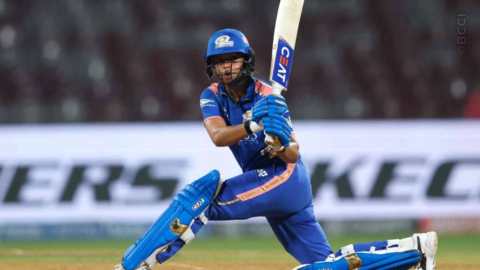 TATA WPL 2026: Match 8 - Mumbai Indians vs UP Warriorz — photo 16