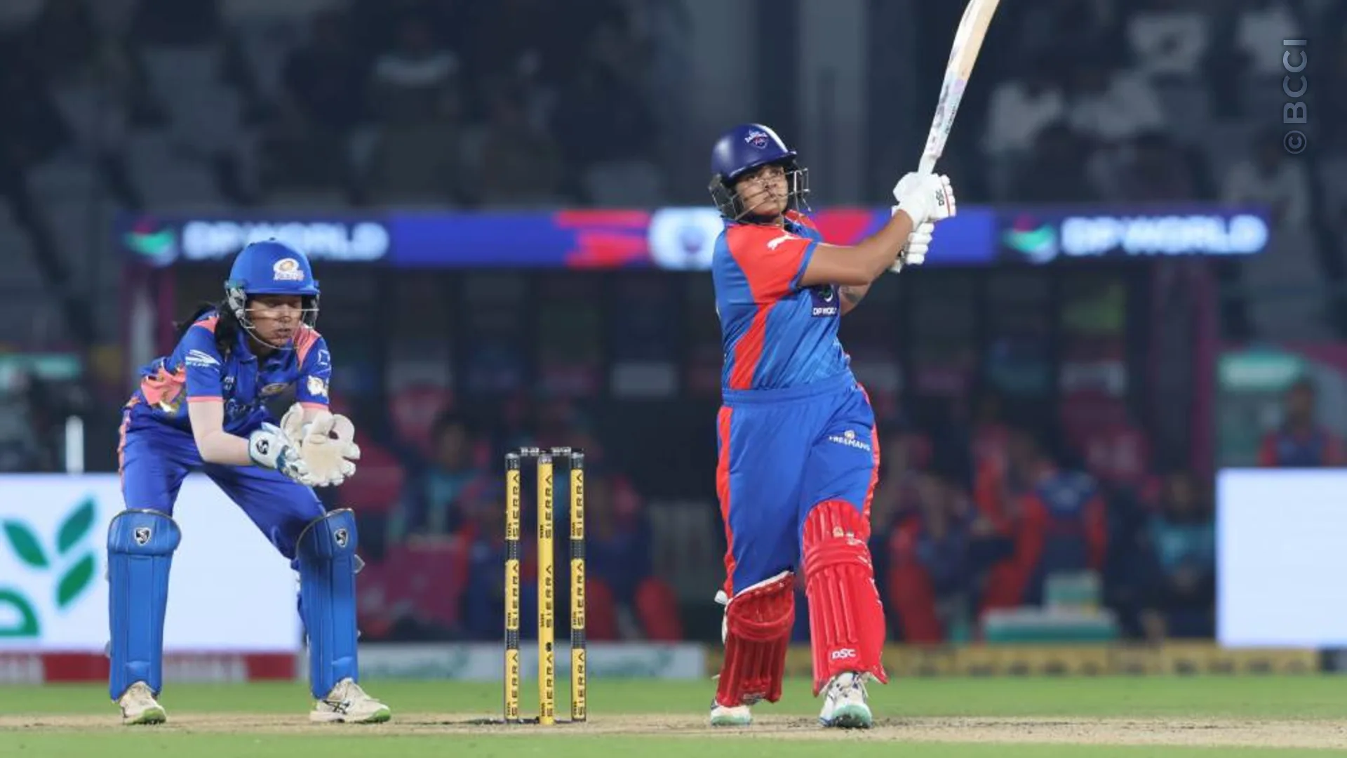 TATA WPL 2026: Match 13 - Delhi Capitals vs Mumbai Indians — photo 16