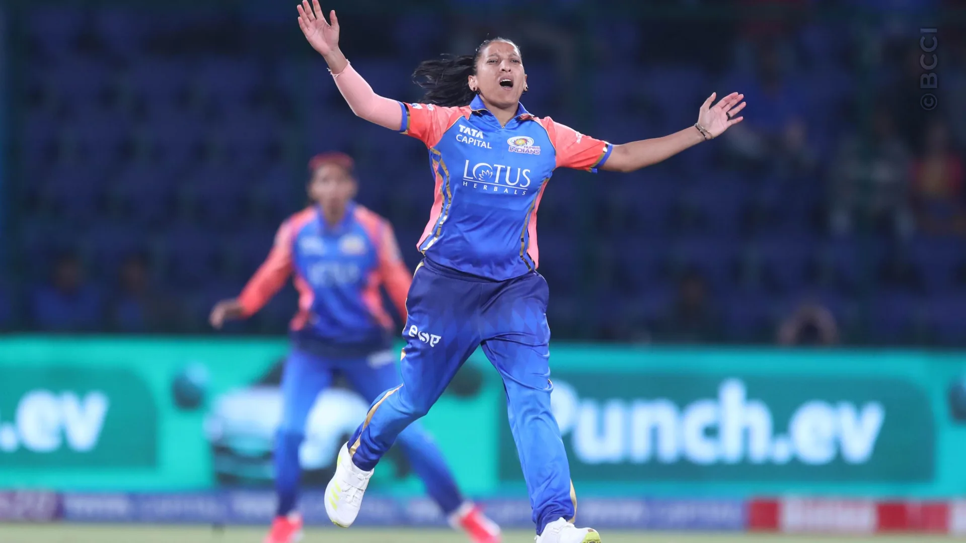 TATA WPL 2024: Match 12 - Delhi Capitals vs Mumbai Indians — photo 4