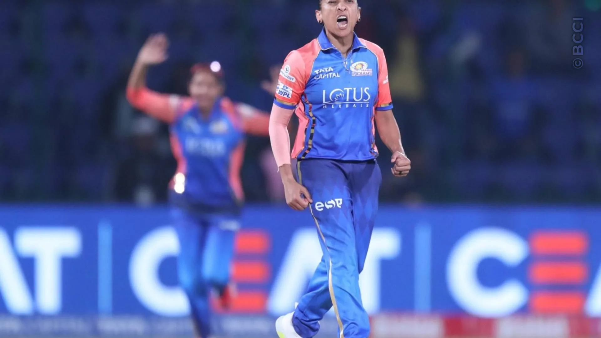 TATA WPL 2024: Match 12 - Delhi Capitals vs Mumbai Indians — photo 10