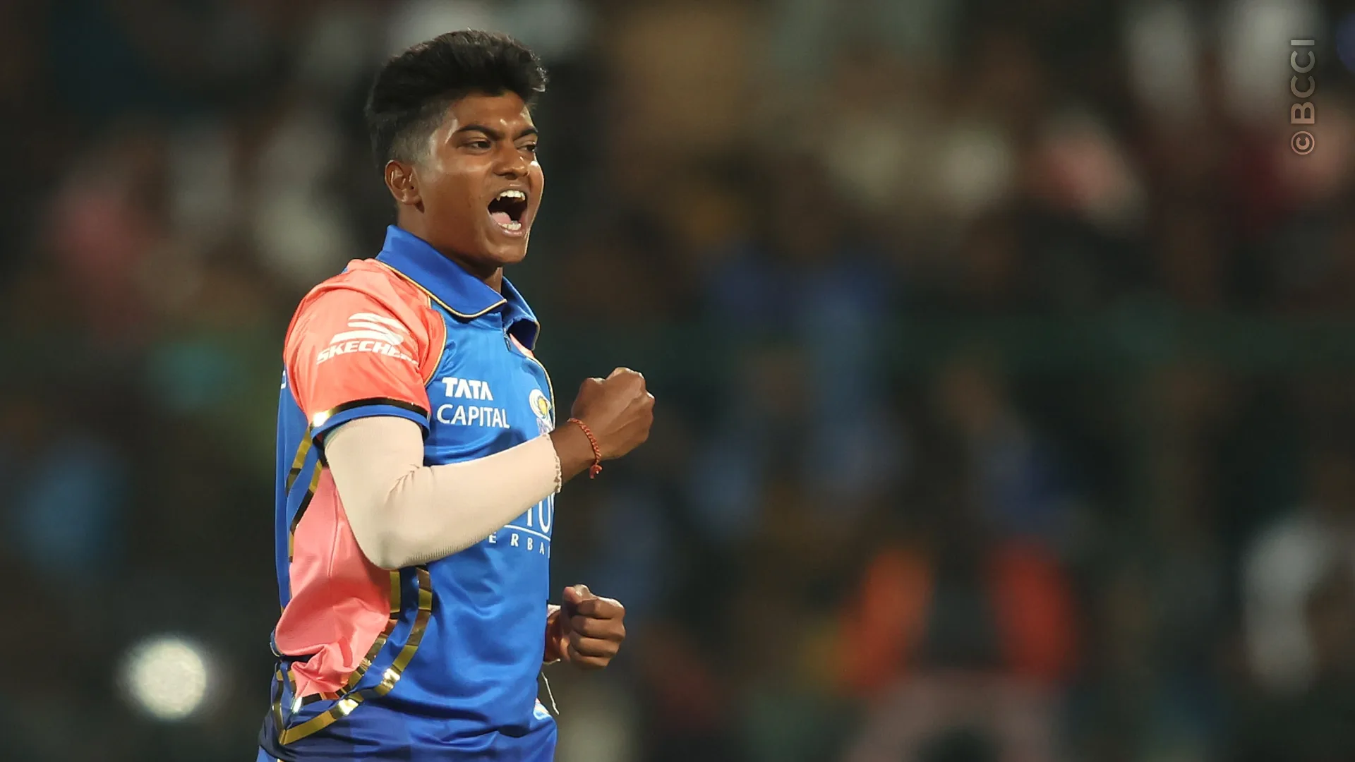 TATA WPL 2024: Match 9 - Royal Challengers Bangalore vs Mumbai Indians — photo 19