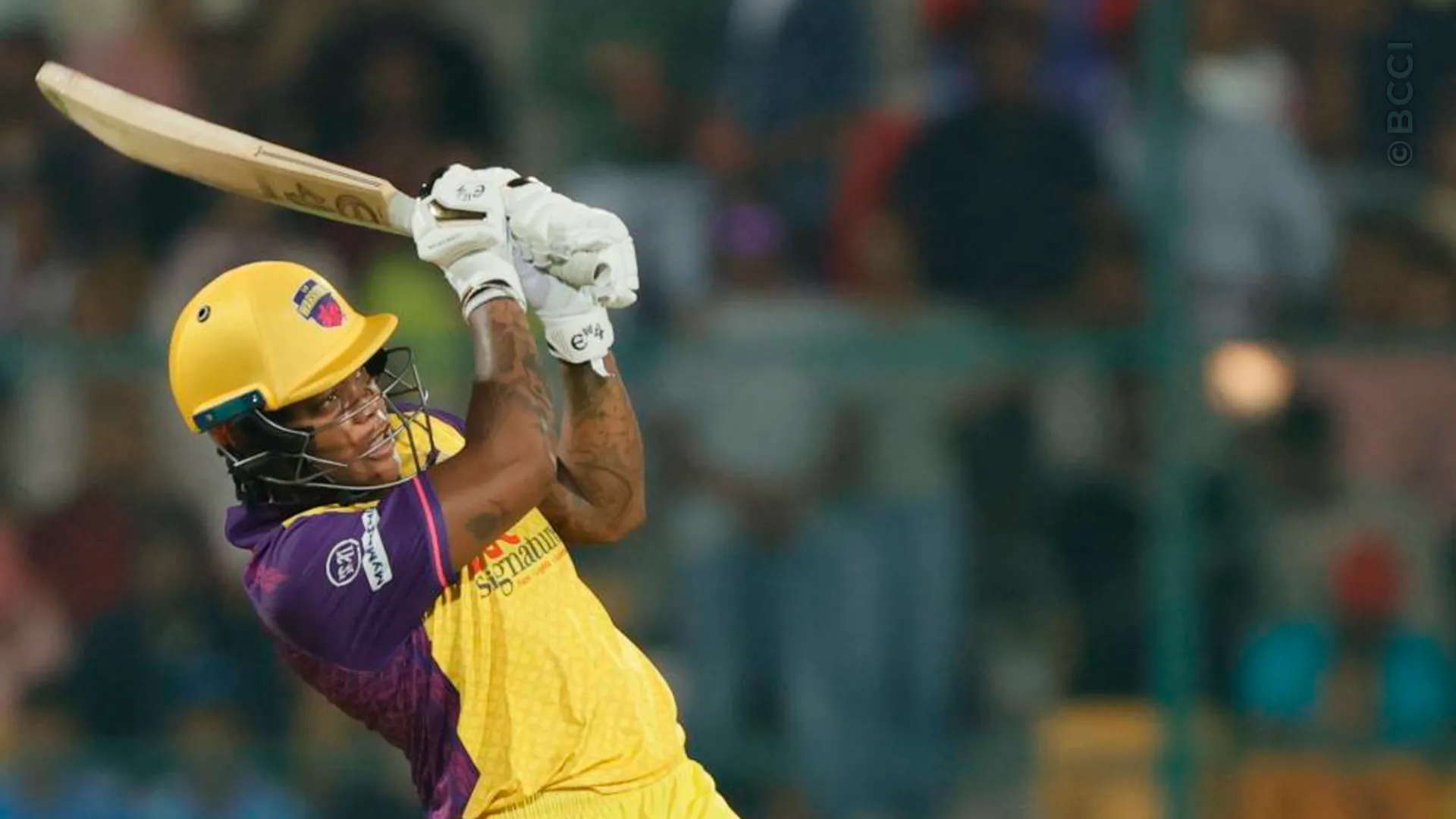 TATA WPL 2025: Match 8 - Delhi Capitals vs UP Warriorz — photo 16