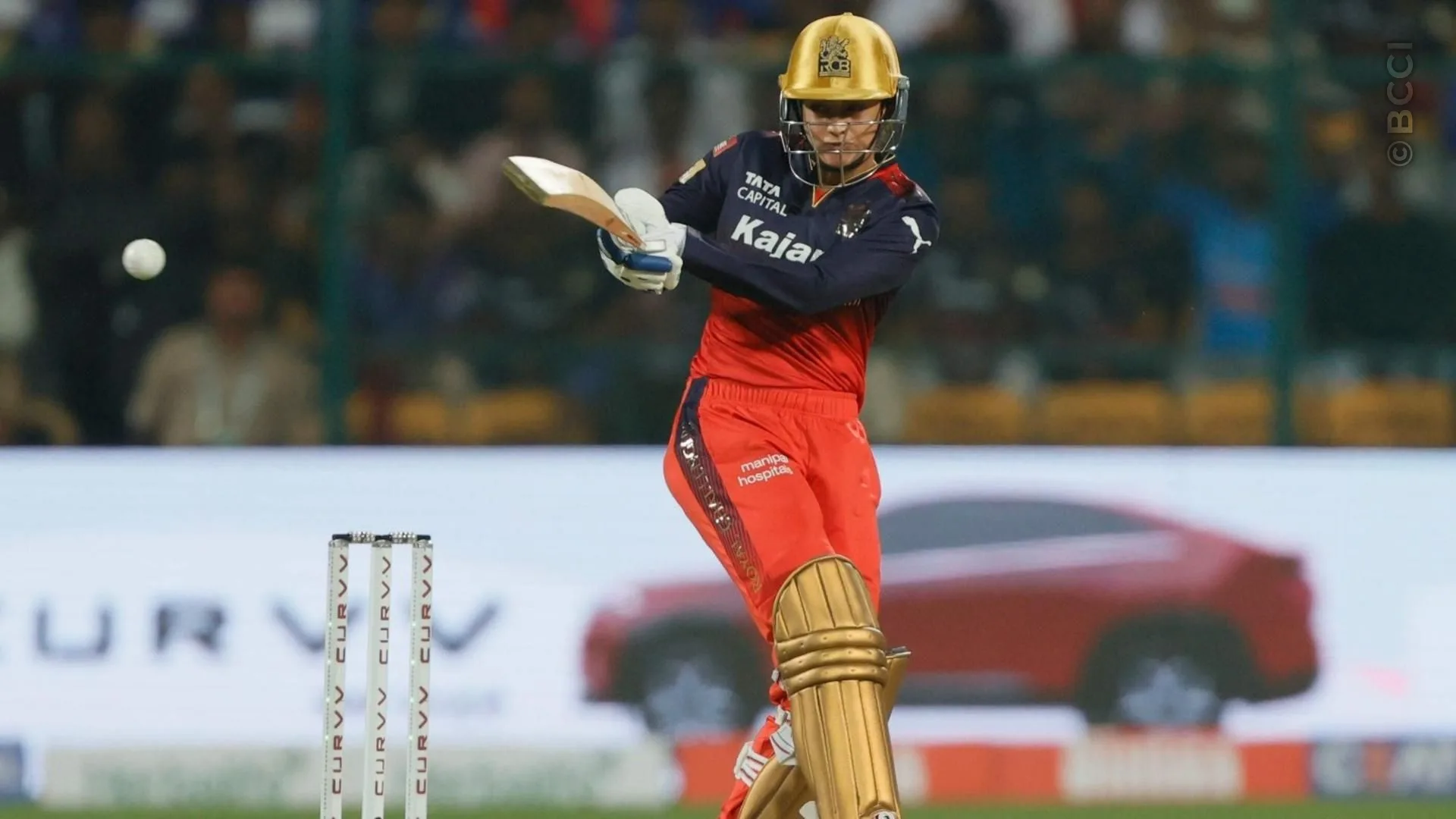 TATA WPL 2025: Match 7 - Royal Challengers Bengaluru vs Mumbai Indians — photo 6