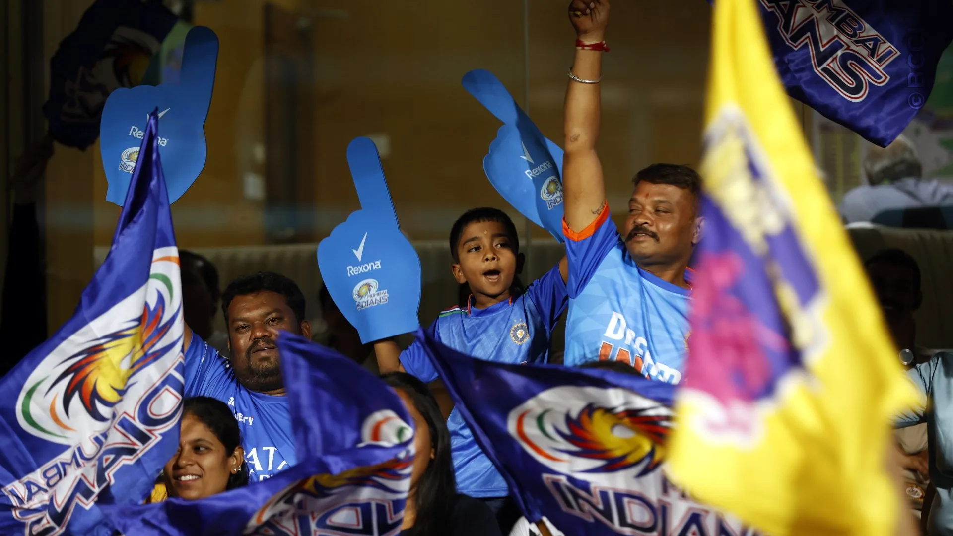 TATA WPL 2025: Match 11 - Mumbai Indians vs UP Warriorz — photo 12