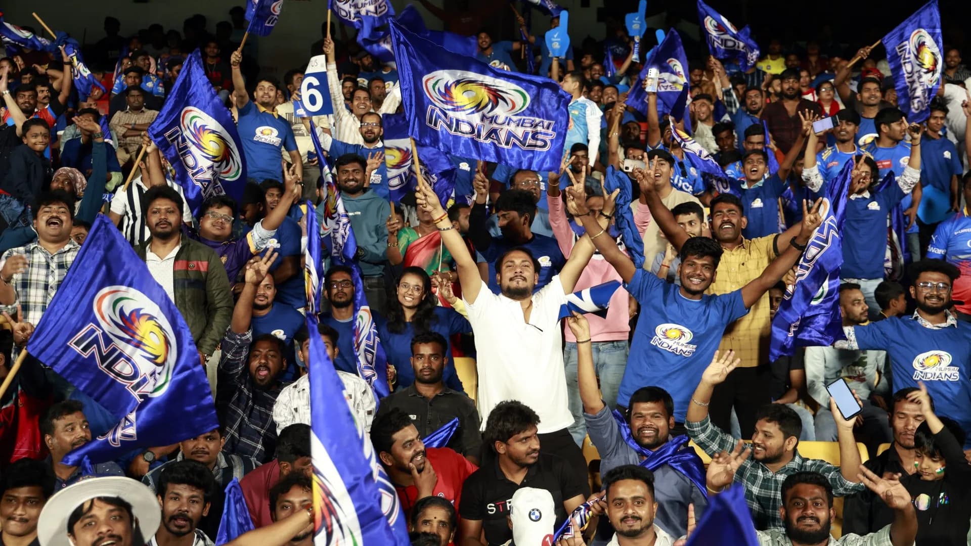 TATA WPL 2025: Match 11 - Mumbai Indians vs UP Warriorz — photo 11