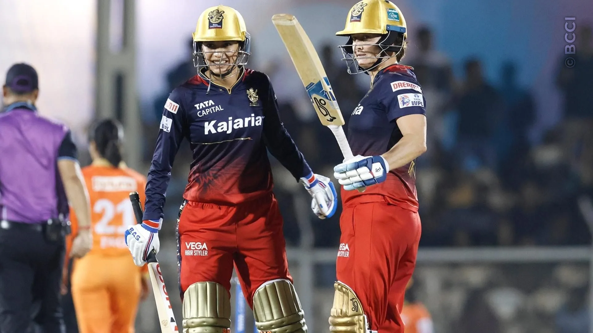 Match Album: Match 16 - Royal Challengers Bangalore vs Gujarat Giants — photo 19