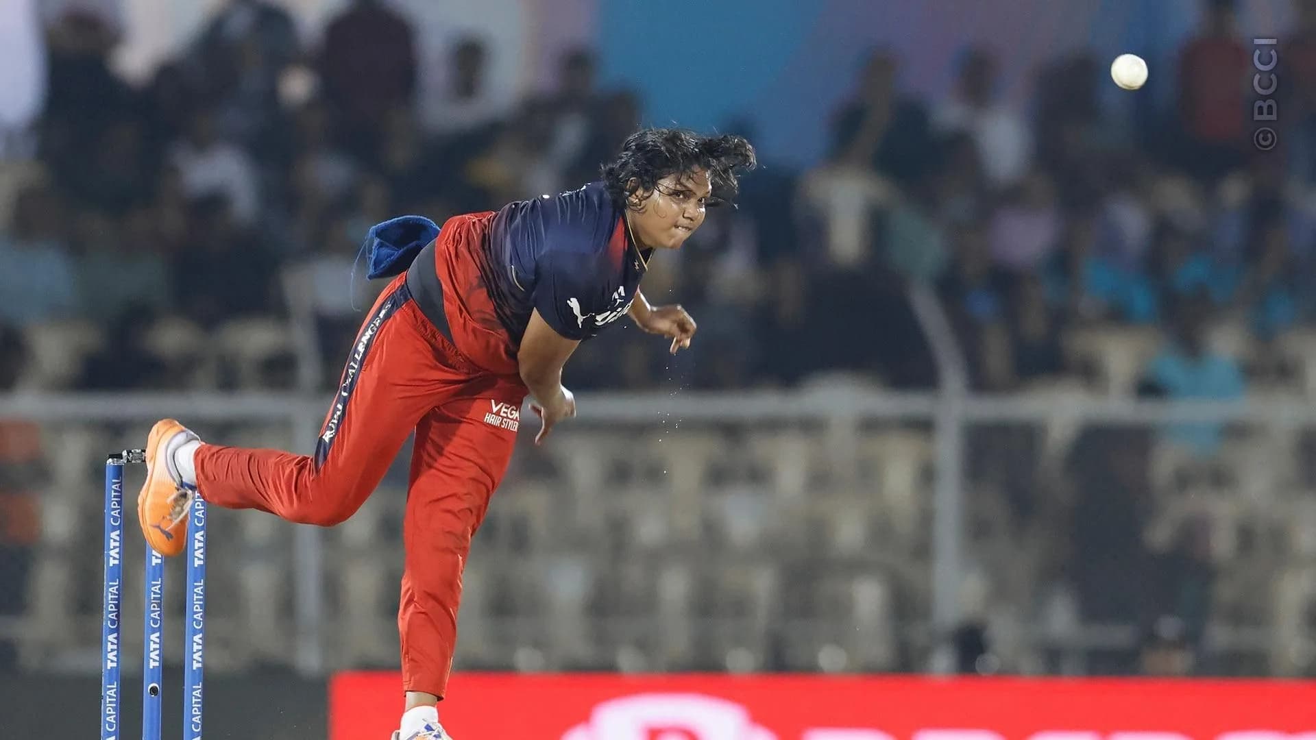 Match Album: Match 16 - Royal Challengers Bangalore vs Gujarat Giants — photo 13