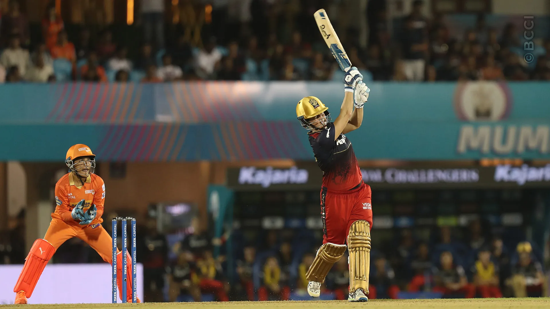 Match Album: Match 16 - Royal Challengers Bangalore vs Gujarat Giants — photo 22