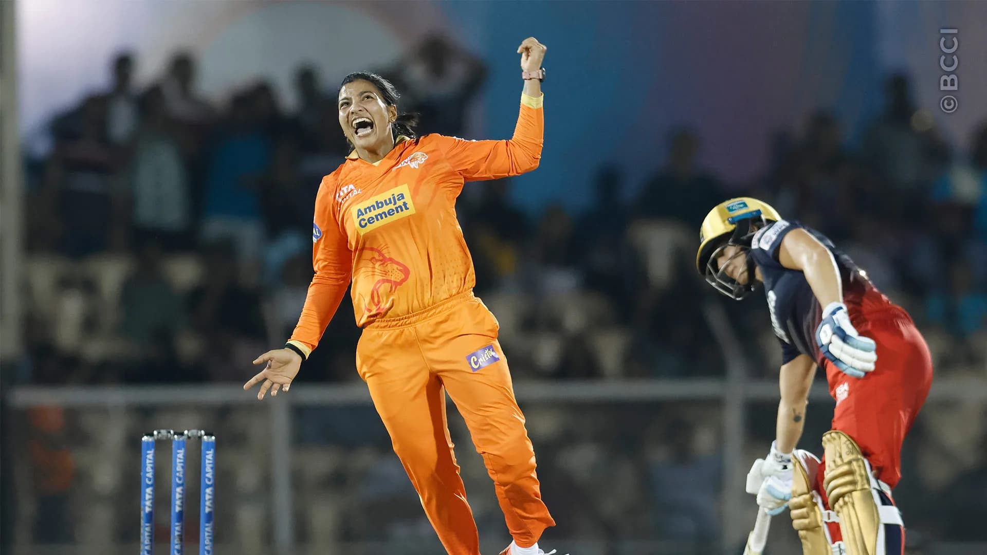 Match Album: Match 16 - Royal Challengers Bangalore vs Gujarat Giants — photo 23