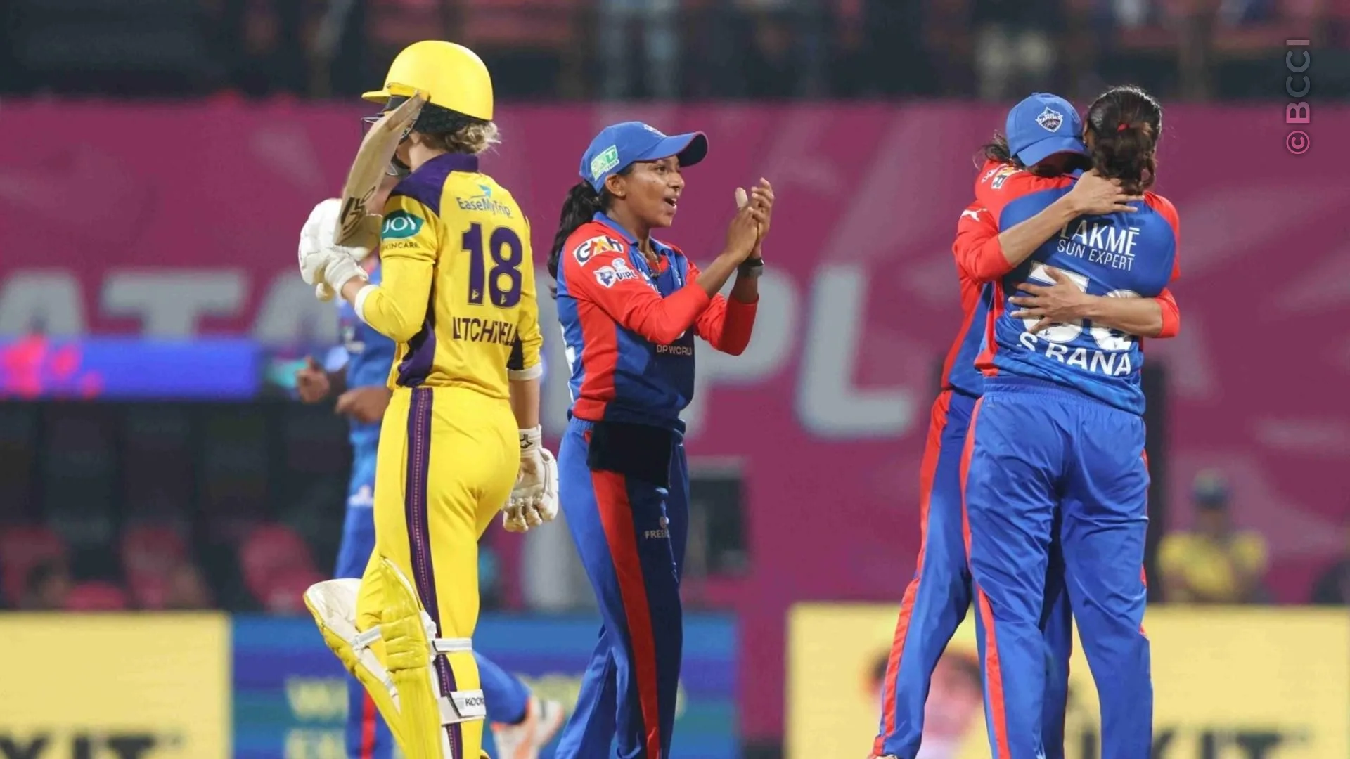 TATA WPL 2026: Match 7 - UP Warriorz vs Delhi Capitals — photo 10