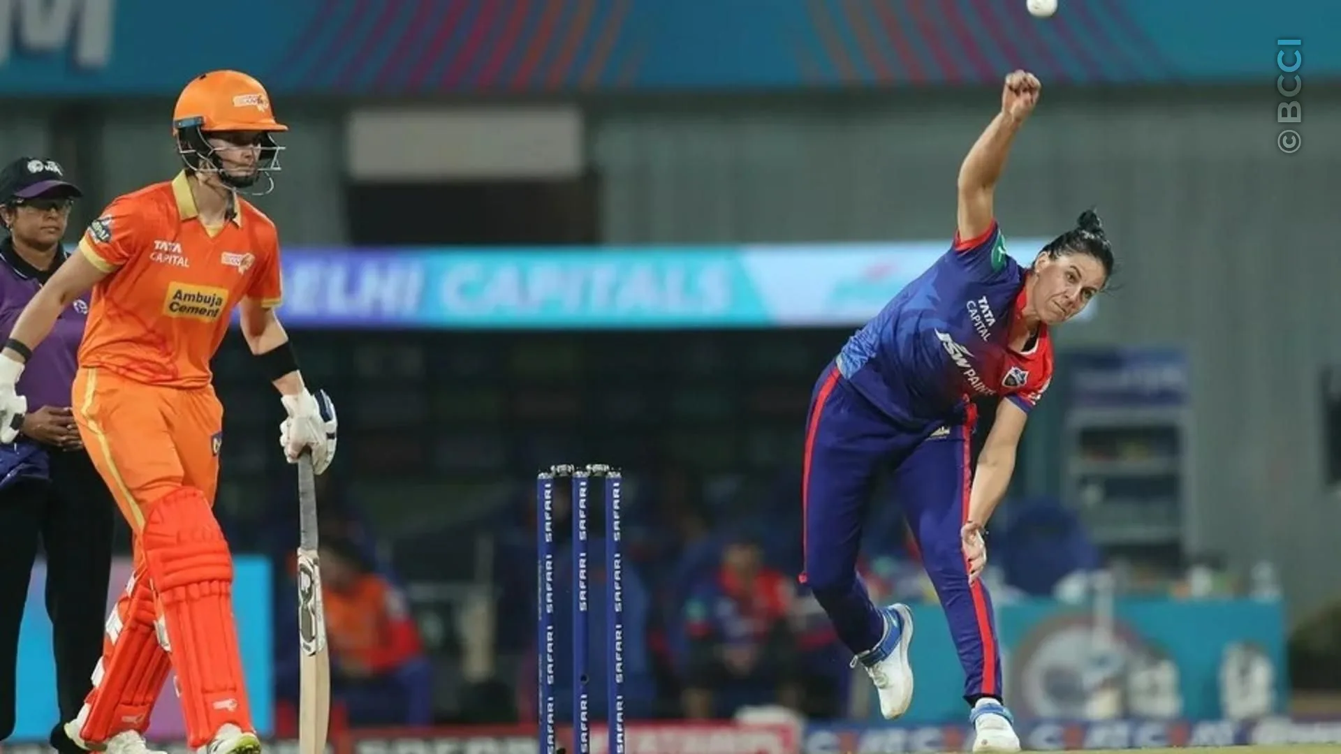 Match Album: Match 9 - Gujarat Giants vs Delhi Capitals — photo 3