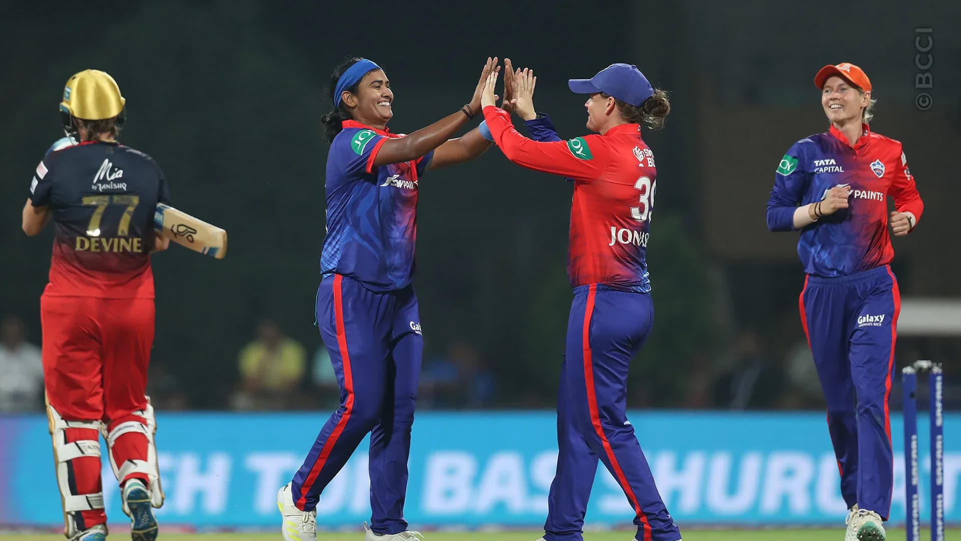 Match Album: Match 11 -  Delhi Capitals vs Royal Challengers Bangalore — photo 10